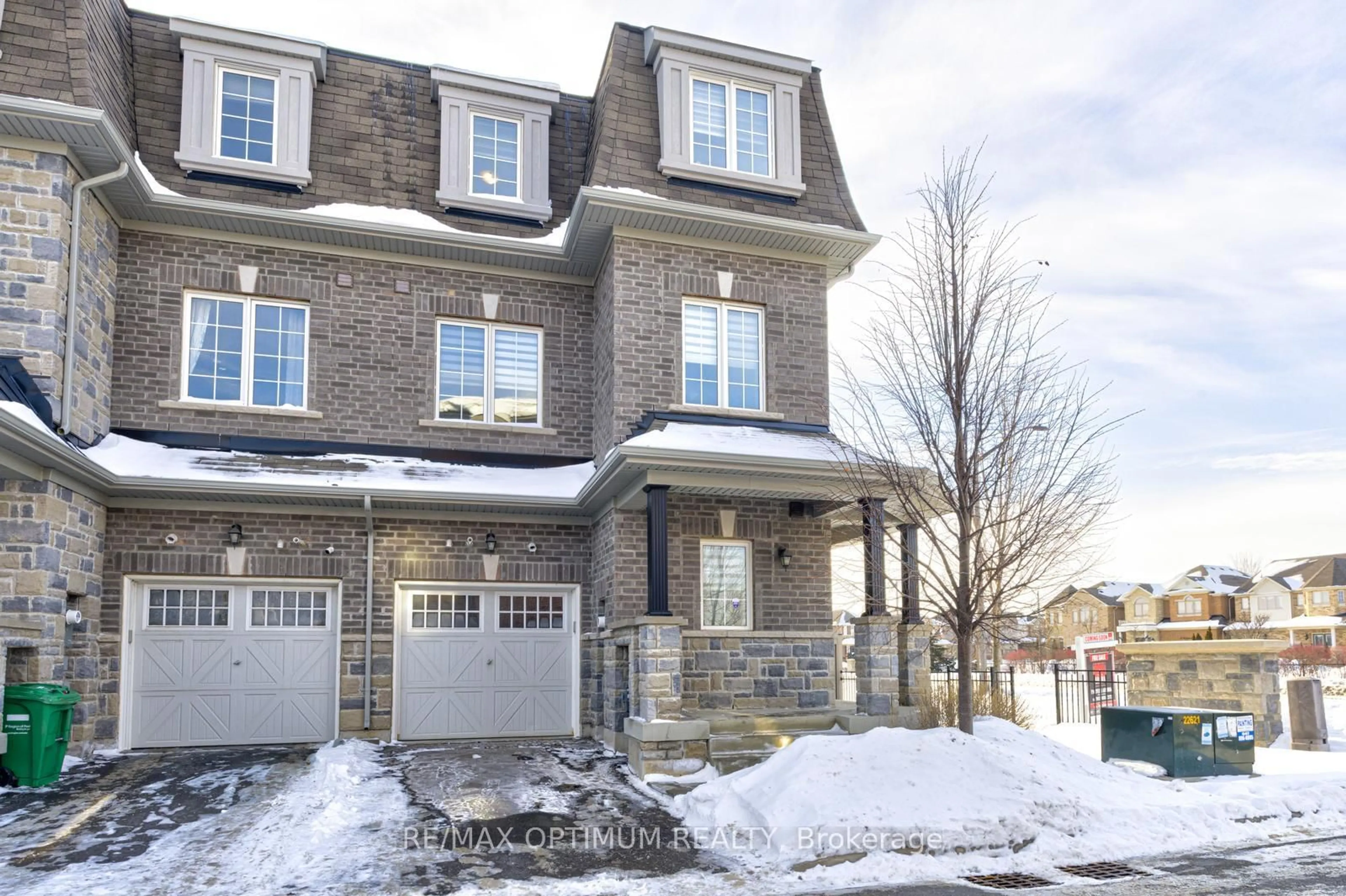 Home with brick exterior material, street for 2 Pomarine Way, Brampton Ontario L6X 0E4