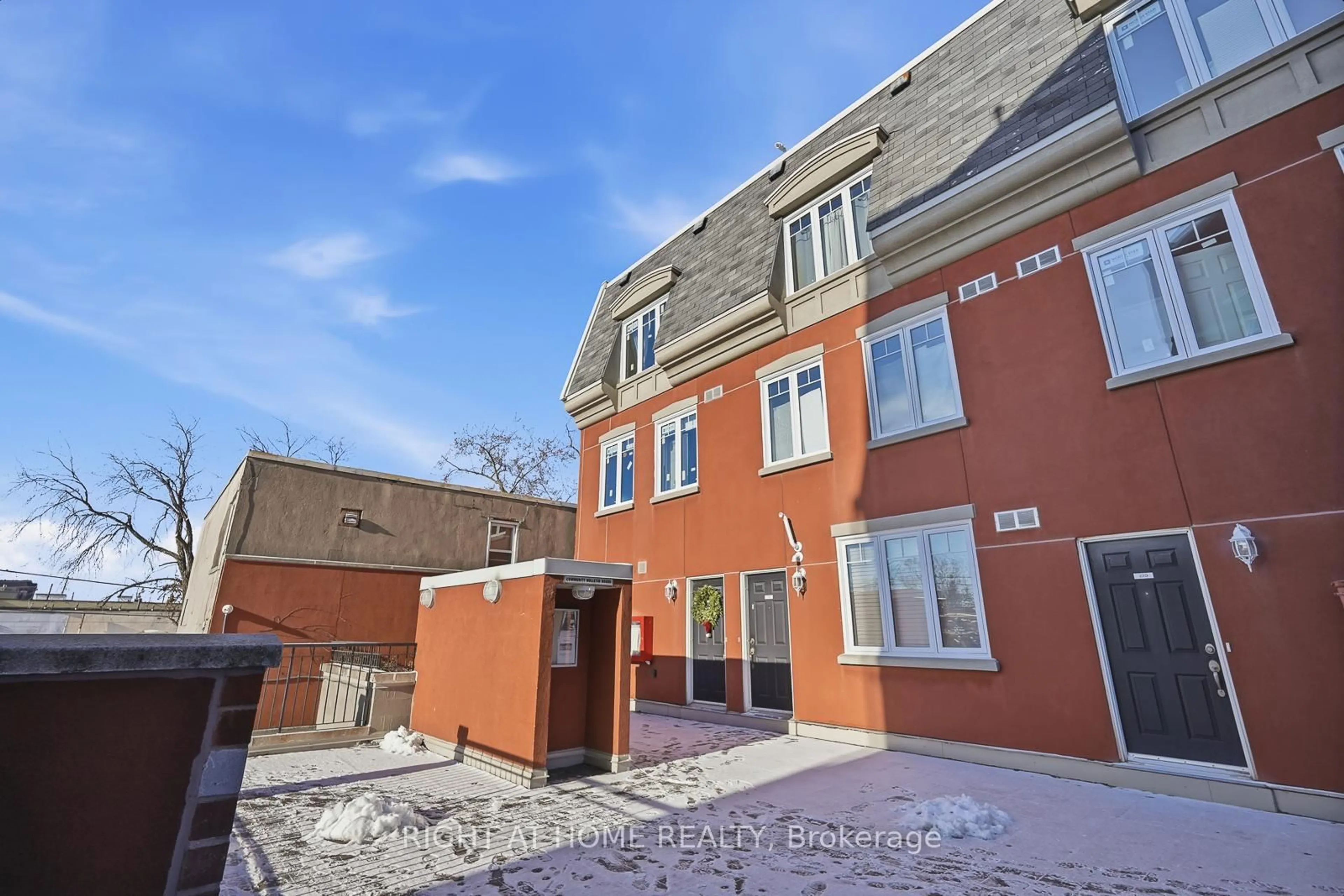 Unknown for 3400 Lake Shore Blvd #217, Toronto Ontario M8W 4Z9