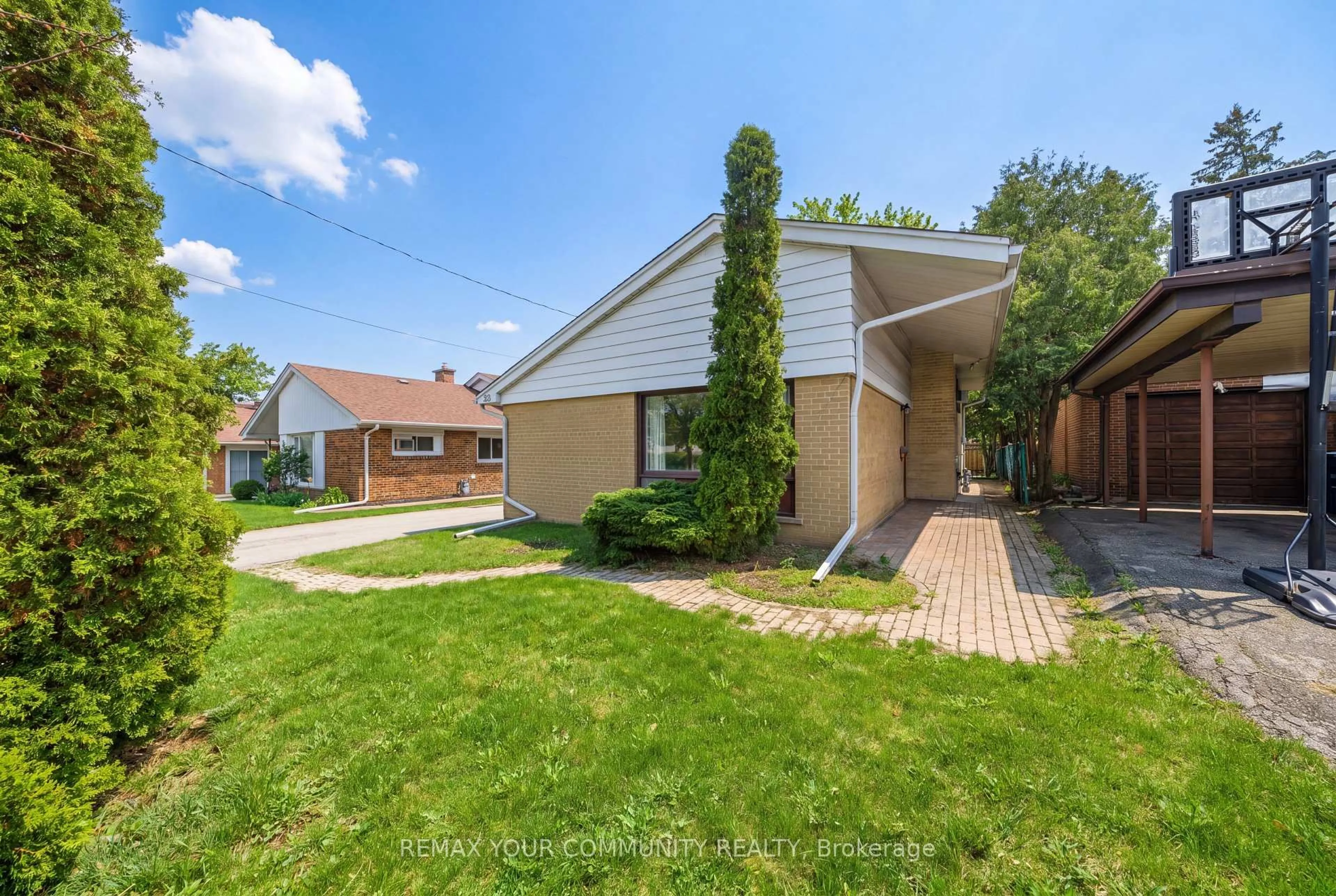 Unknown for 25 Fordwich Cres, Toronto Ontario M9W 2T3