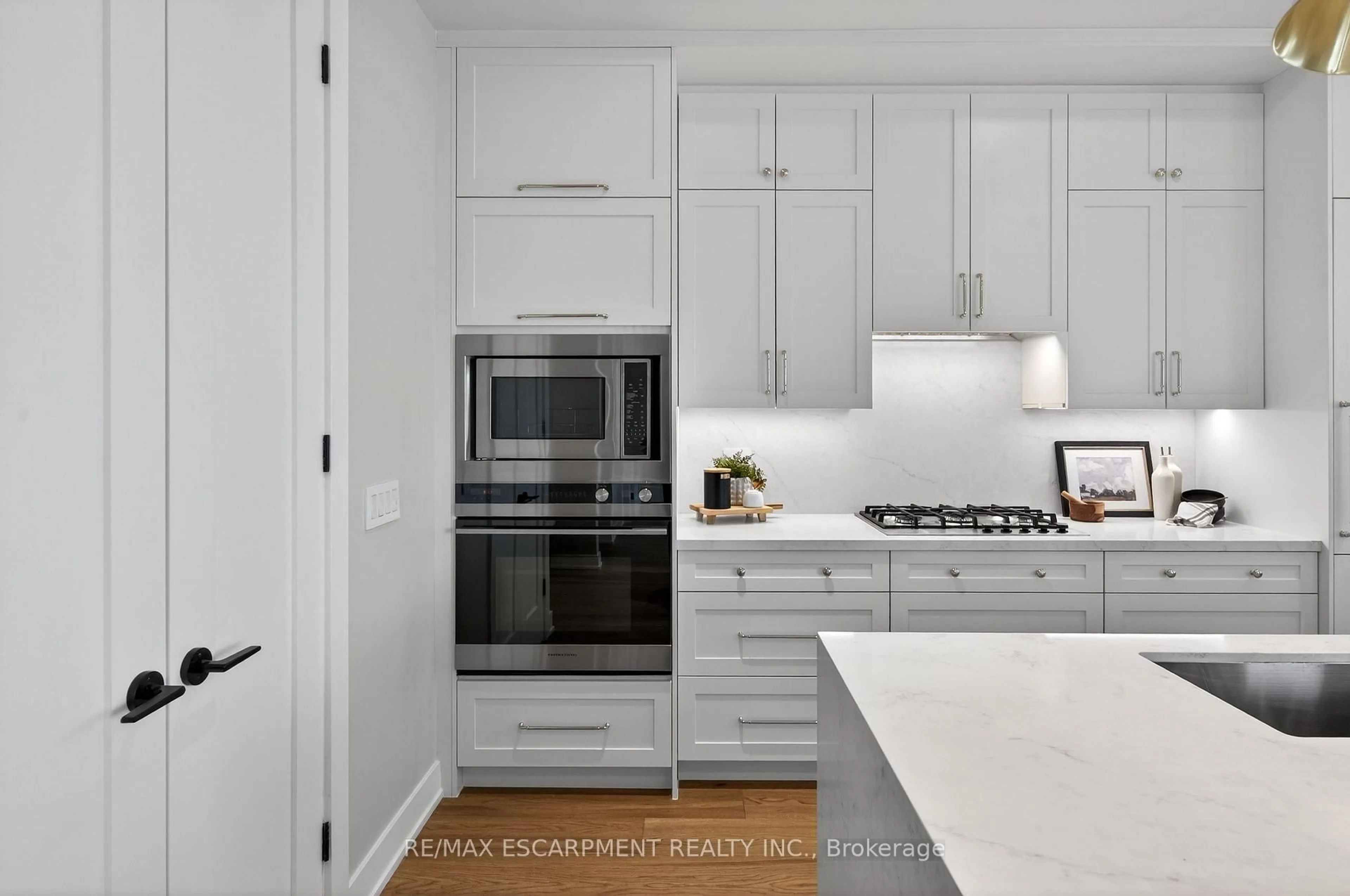 Contemporary kitchen, ceramic/tile floor for 123 Maurice Dr #401, Oakville Ontario L6K 2W6