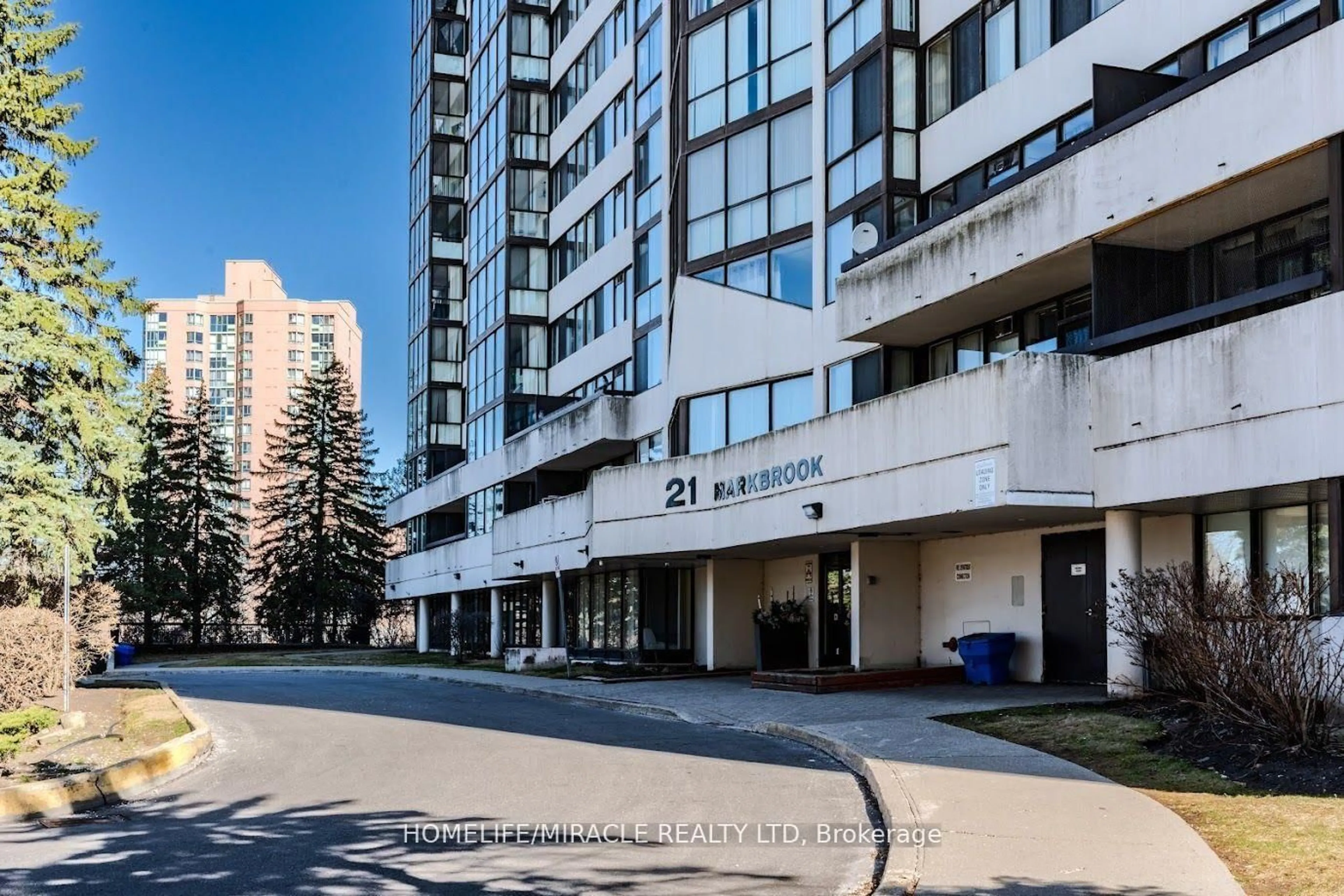 Unknown for 21 Markbrook Lane #808, Toronto Ontario M9V 5E4