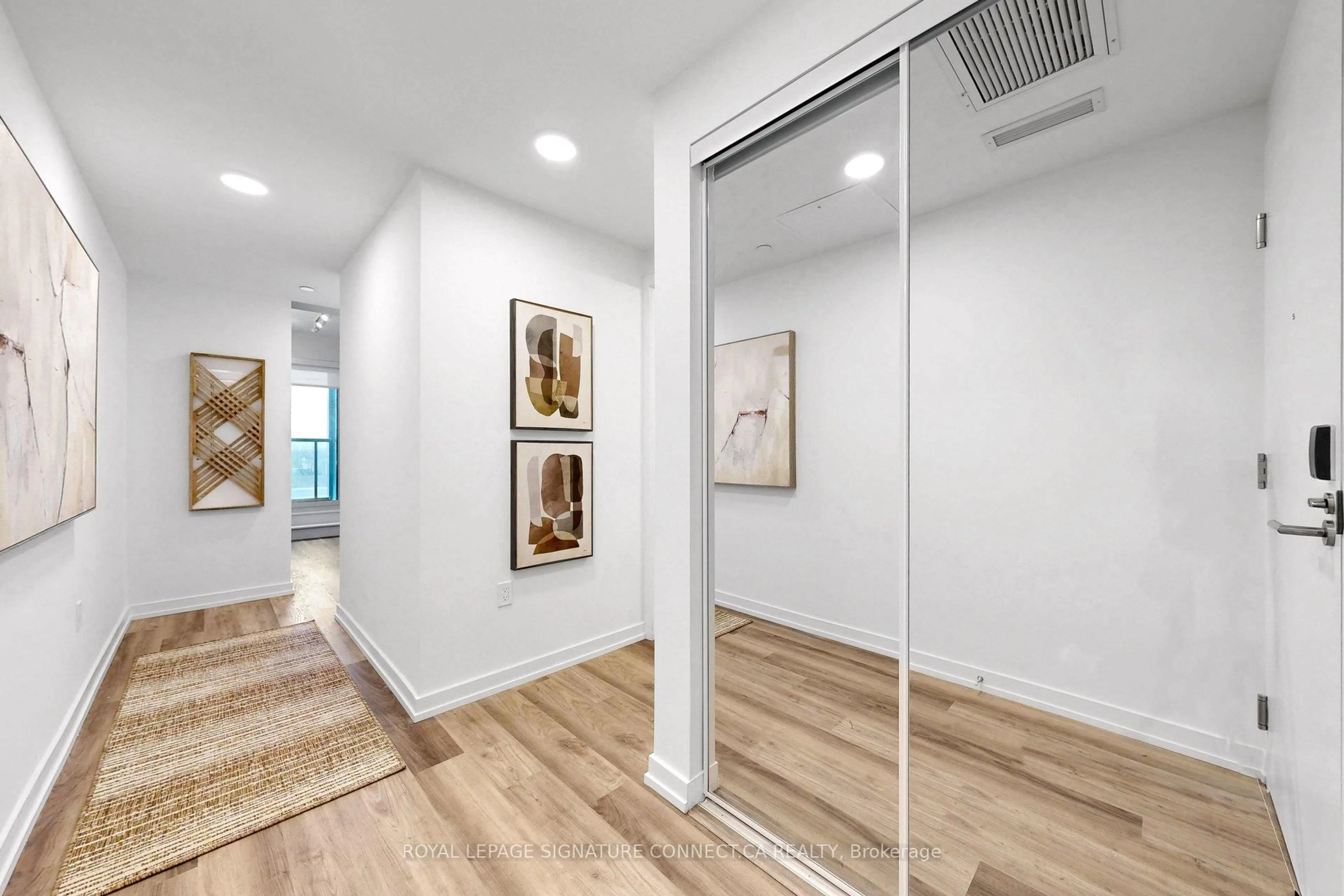 Unknown for 6 Chartwell Rd #208, Toronto Ontario M8Z 0H2