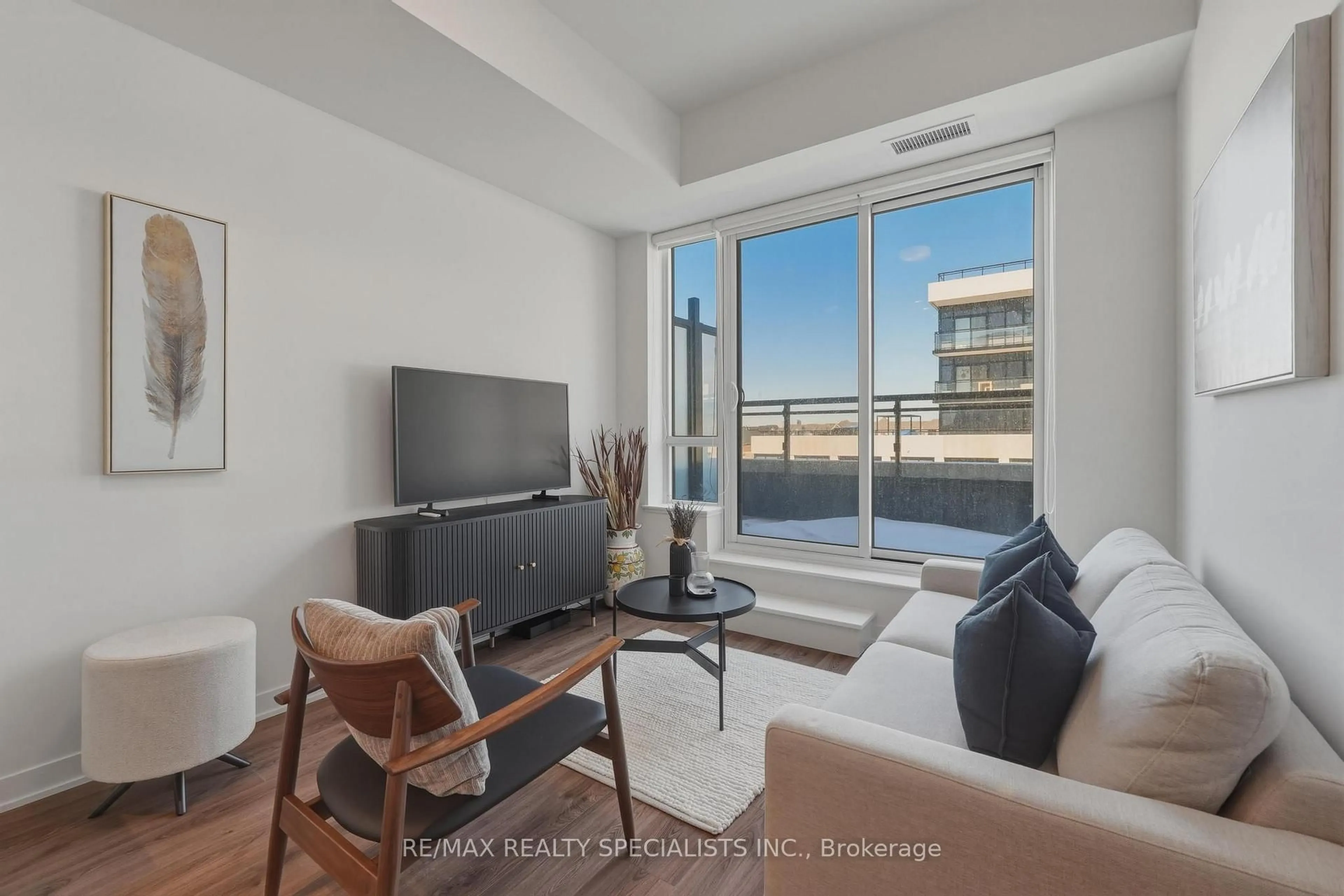 Living room with furniture, unknown for 405 Dundas St #314, Oakville Ontario L6M 5P9