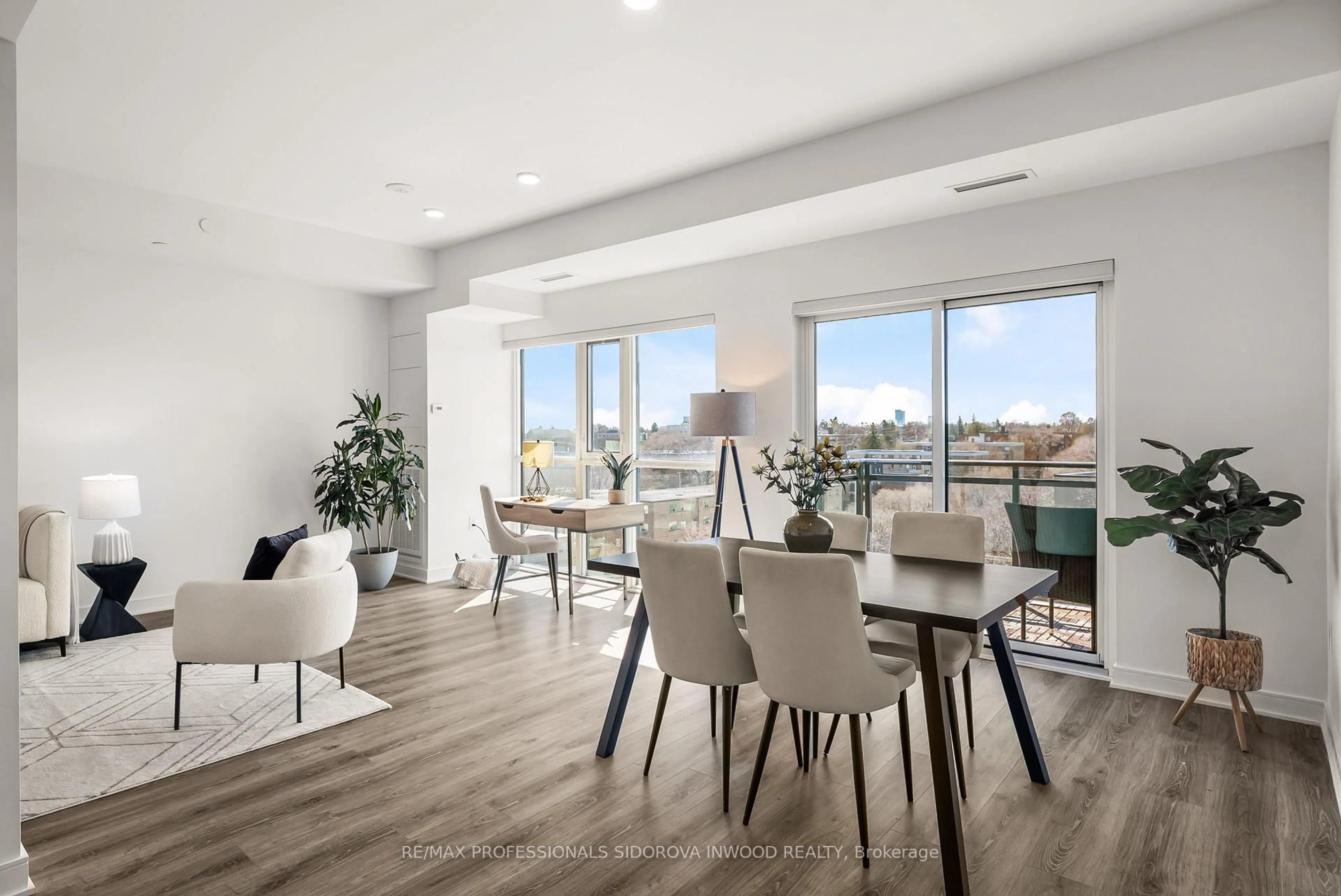 Unknown for 25 Neighbourhood Lane #905, Toronto Ontario M8Y 0C3