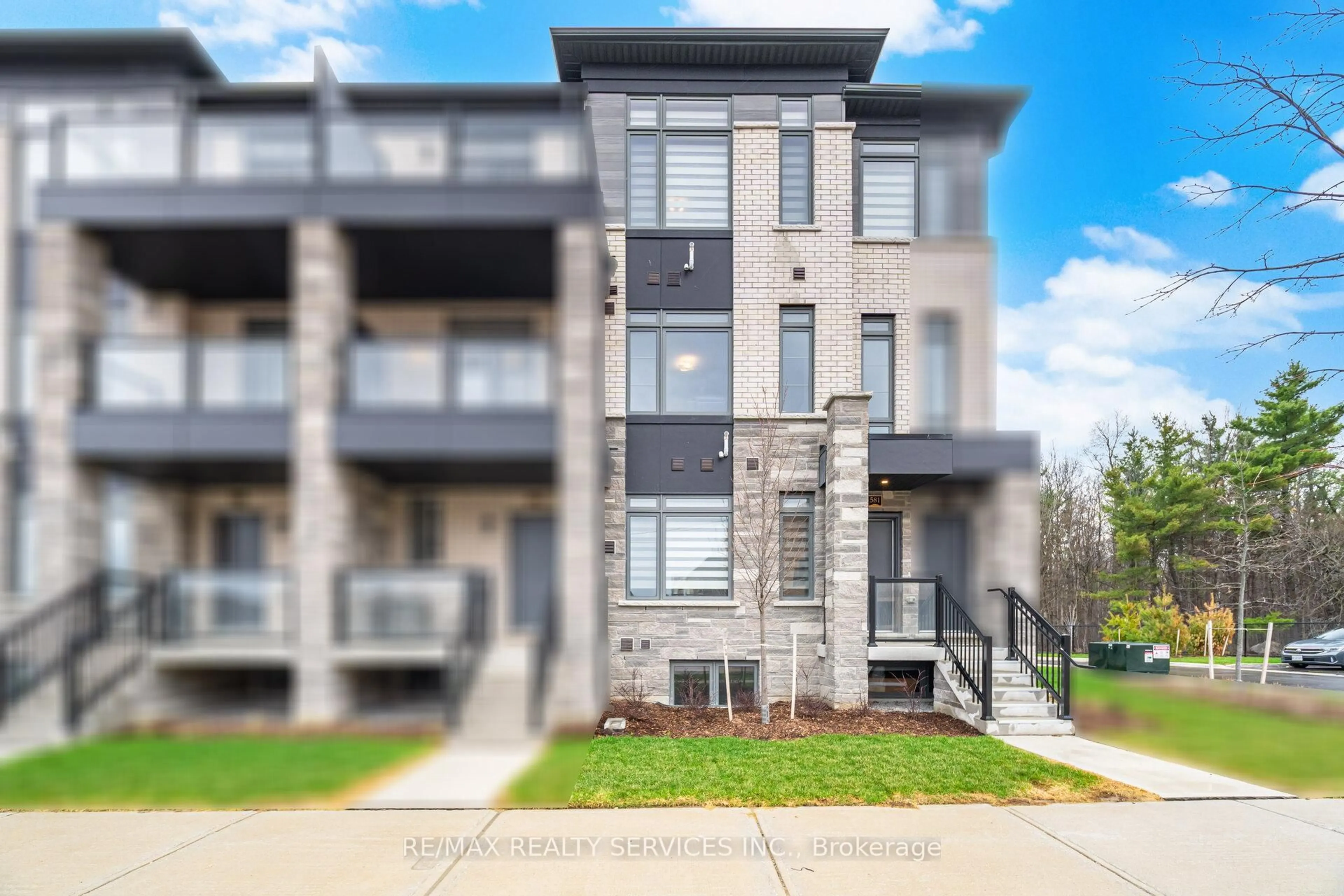 Unknown for 581 Tim Manley Ave, Caledon Ontario L7C 4P3