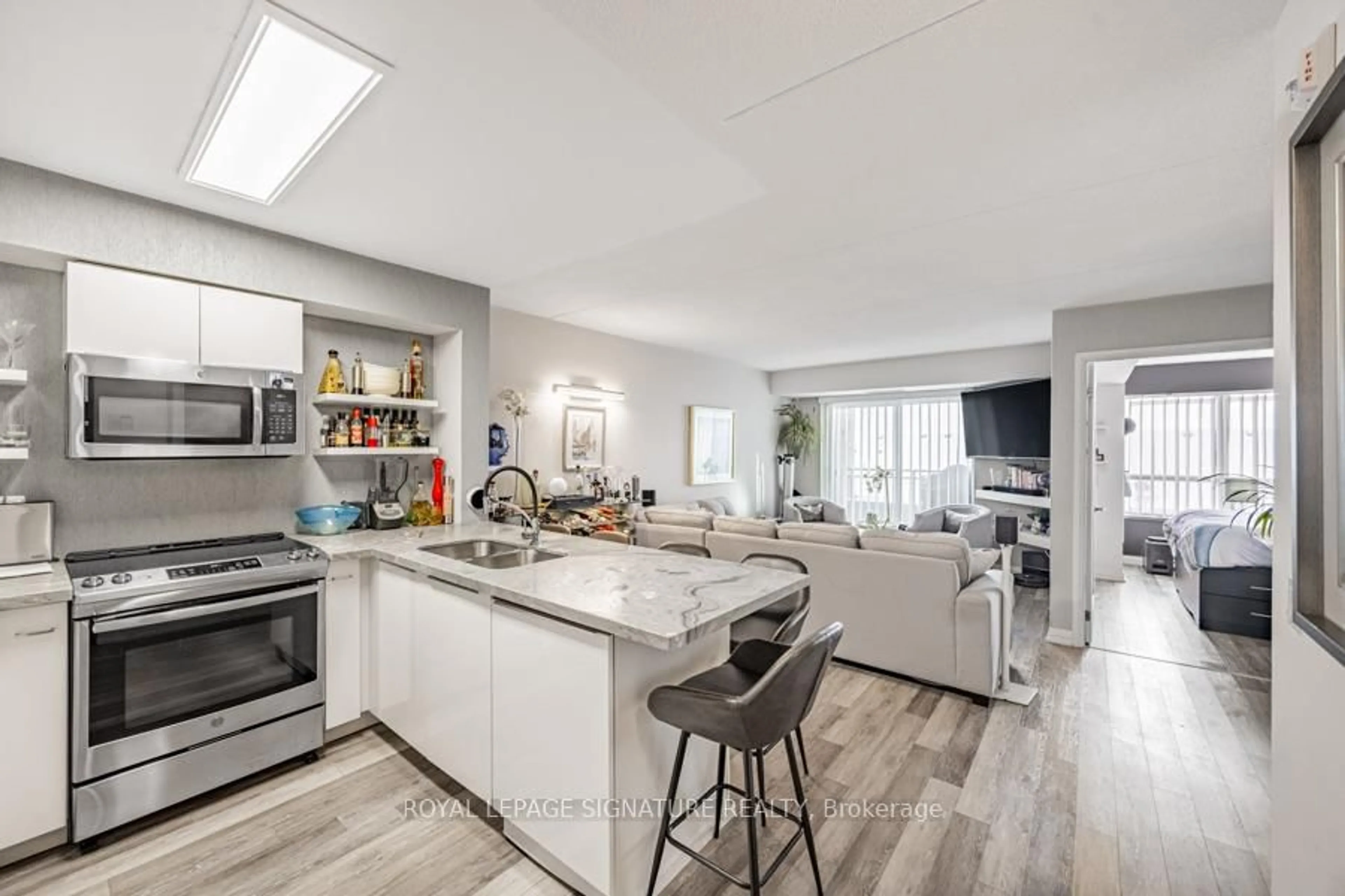 Open concept kitchen, unknown for 30 VIA ROSEDALE #316, Brampton Ontario L6R 3Z9