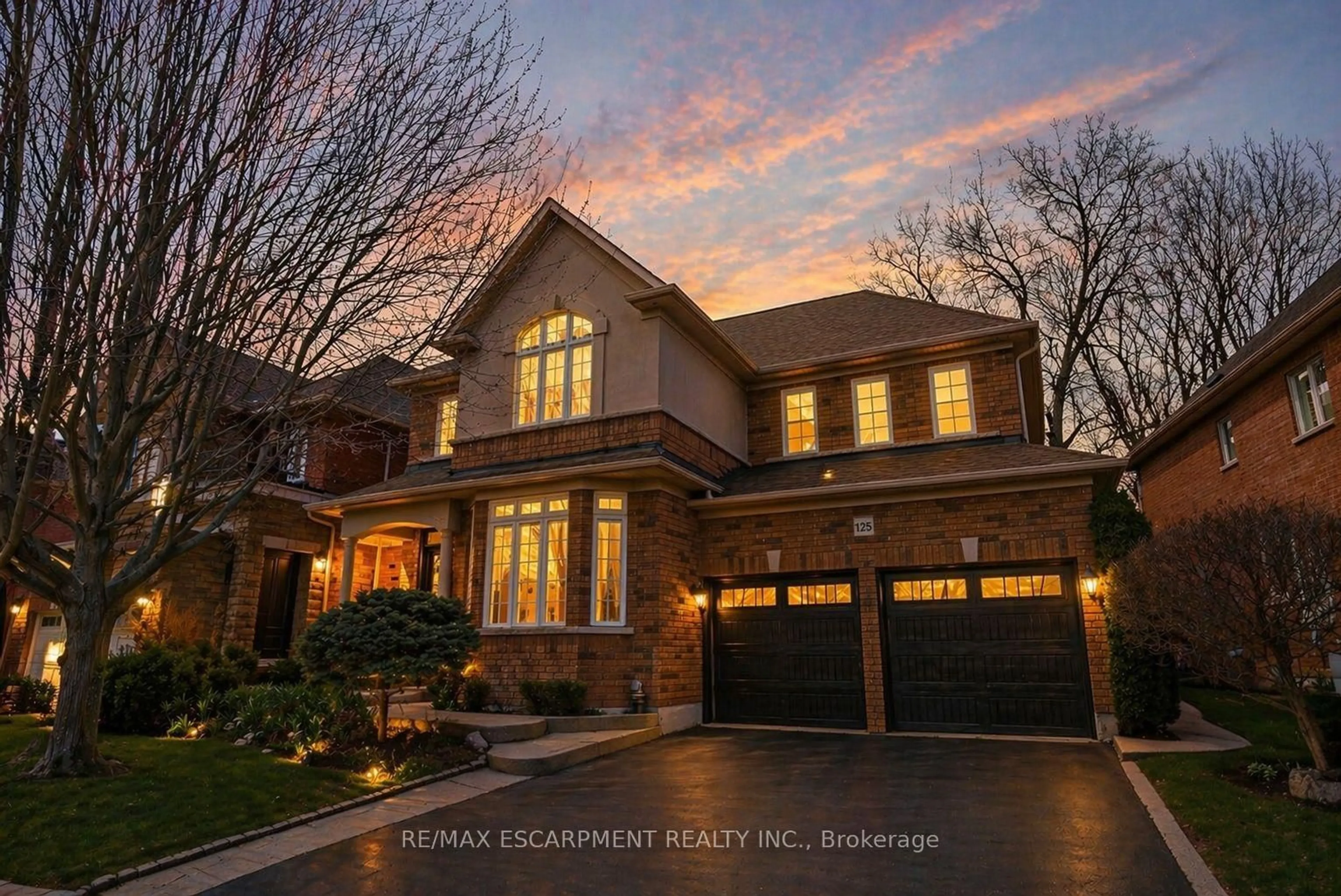 Home with brick exterior material, street for 125 Creek Path Ave, Oakville Ontario L6L 6T3