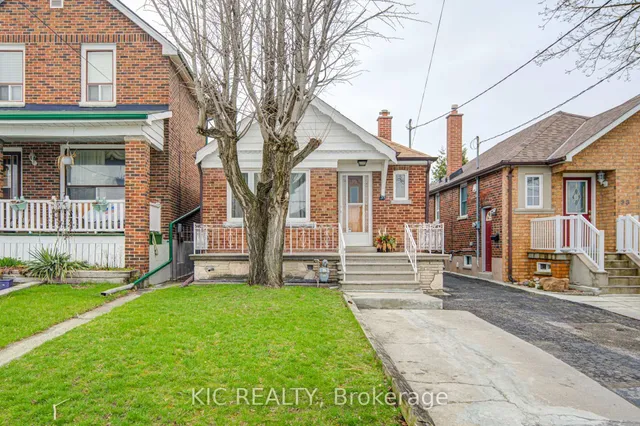 35 MONTCALM Ave, Toronto 2