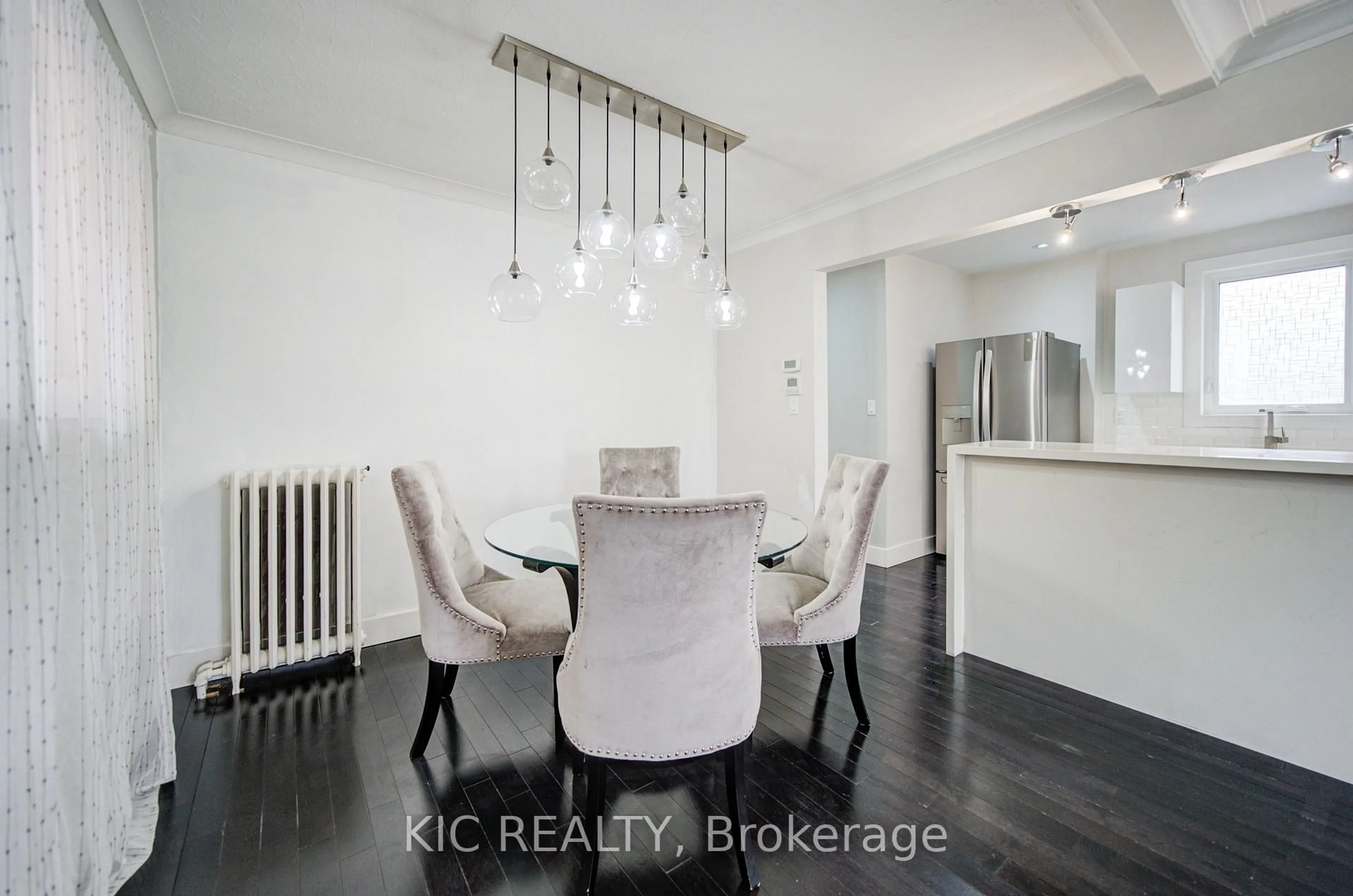 Dining room, unknown for 35 MONTCALM Ave, Toronto Ontario M6E 4N2