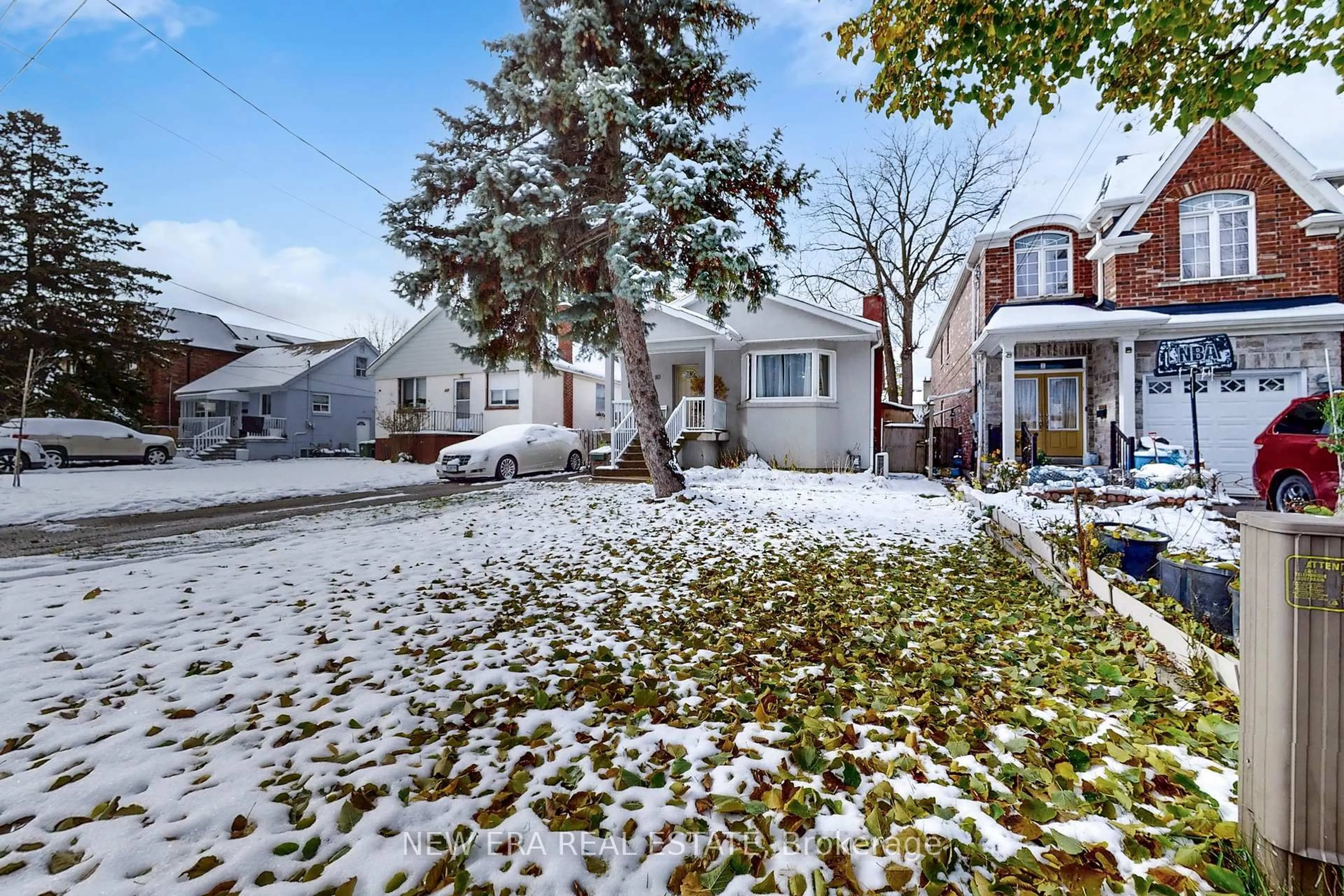 Patio, street for 80 Renfield St, Toronto Ontario M6M 4V7