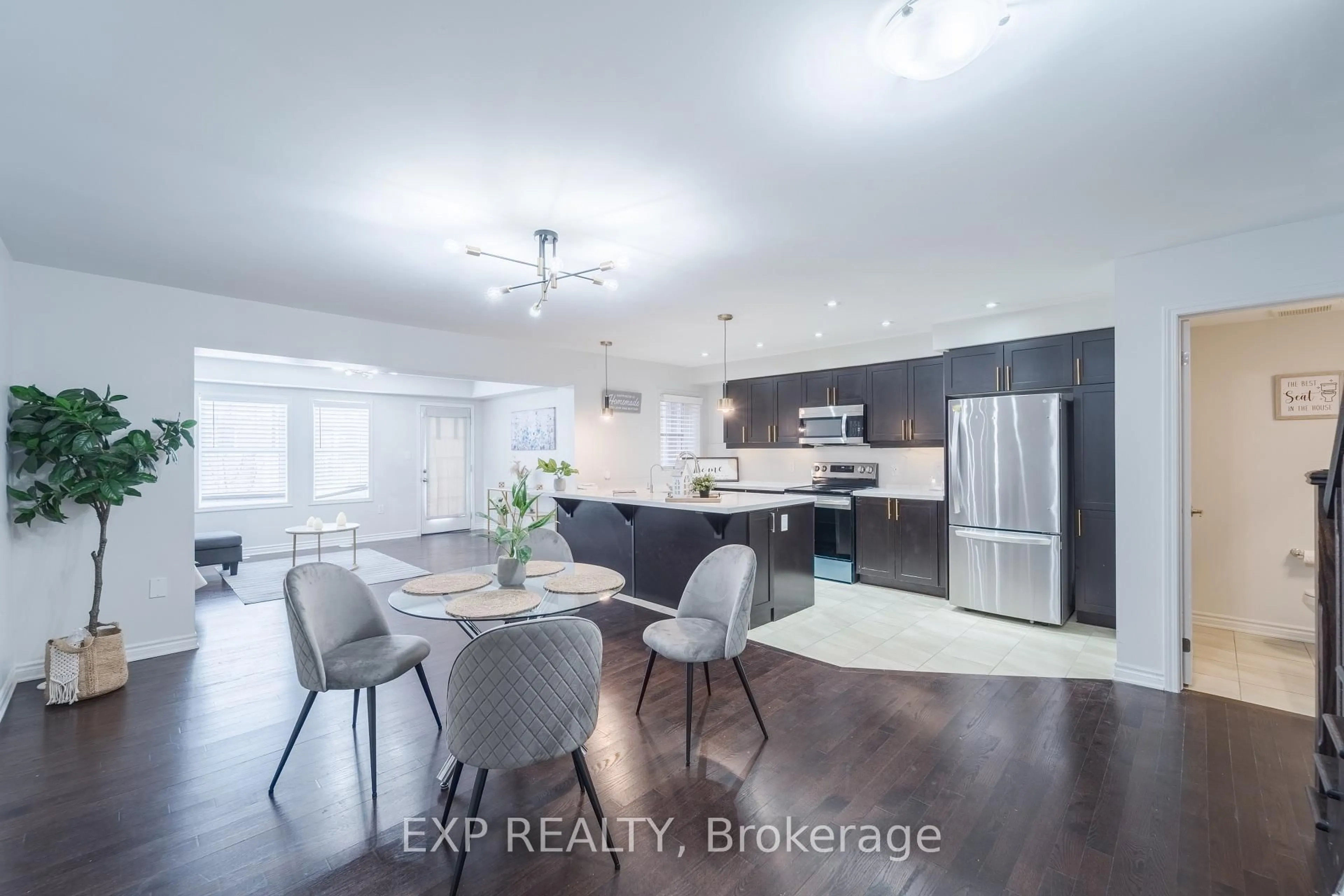 Open concept kitchen, unknown for 1000 Asleton Blvd #84, Milton Ontario L9T 9L2