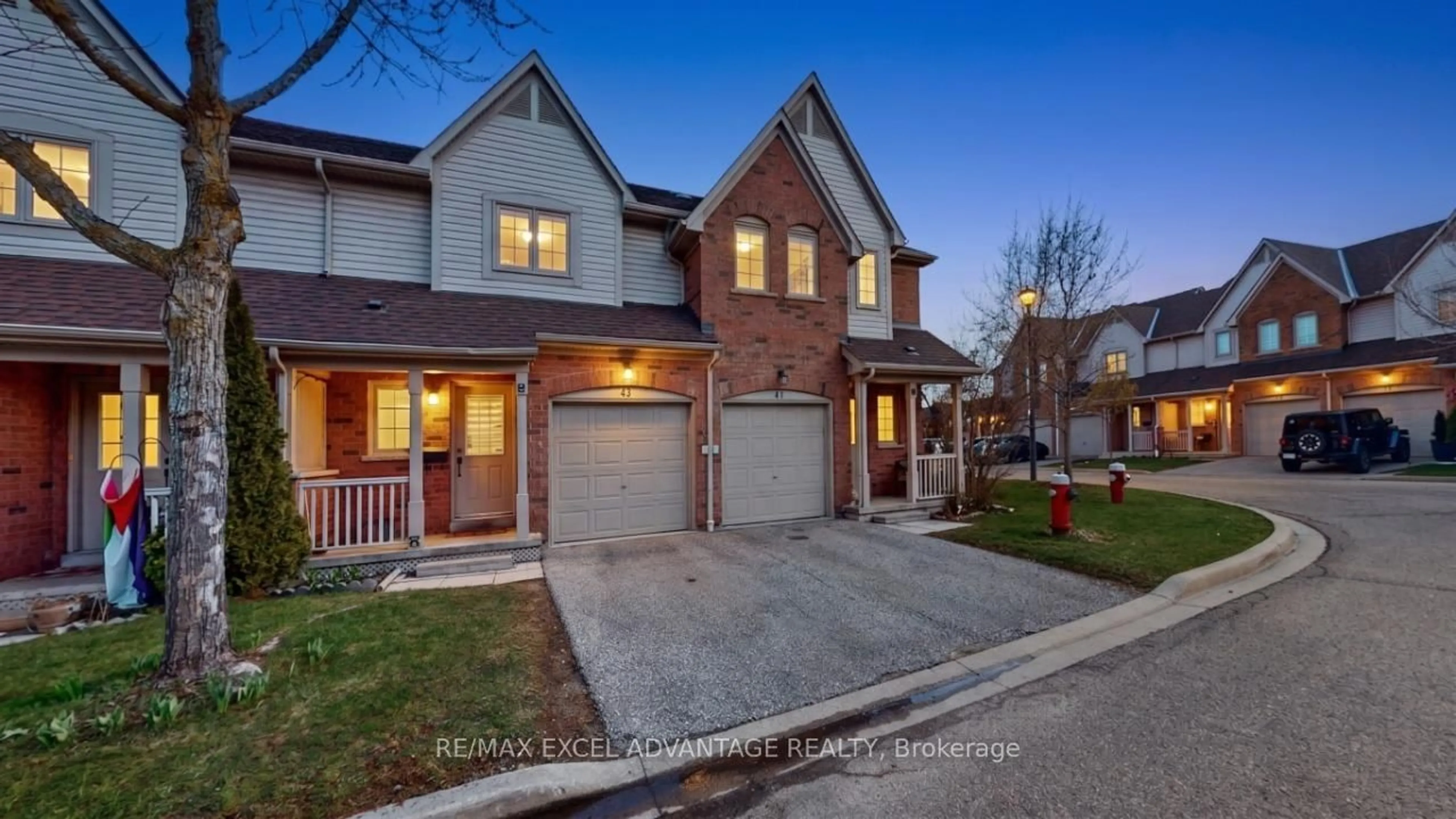 Home with brick exterior material, street for 5950 Glen Erin Dr #43, Mississauga Ontario L5M 6J1