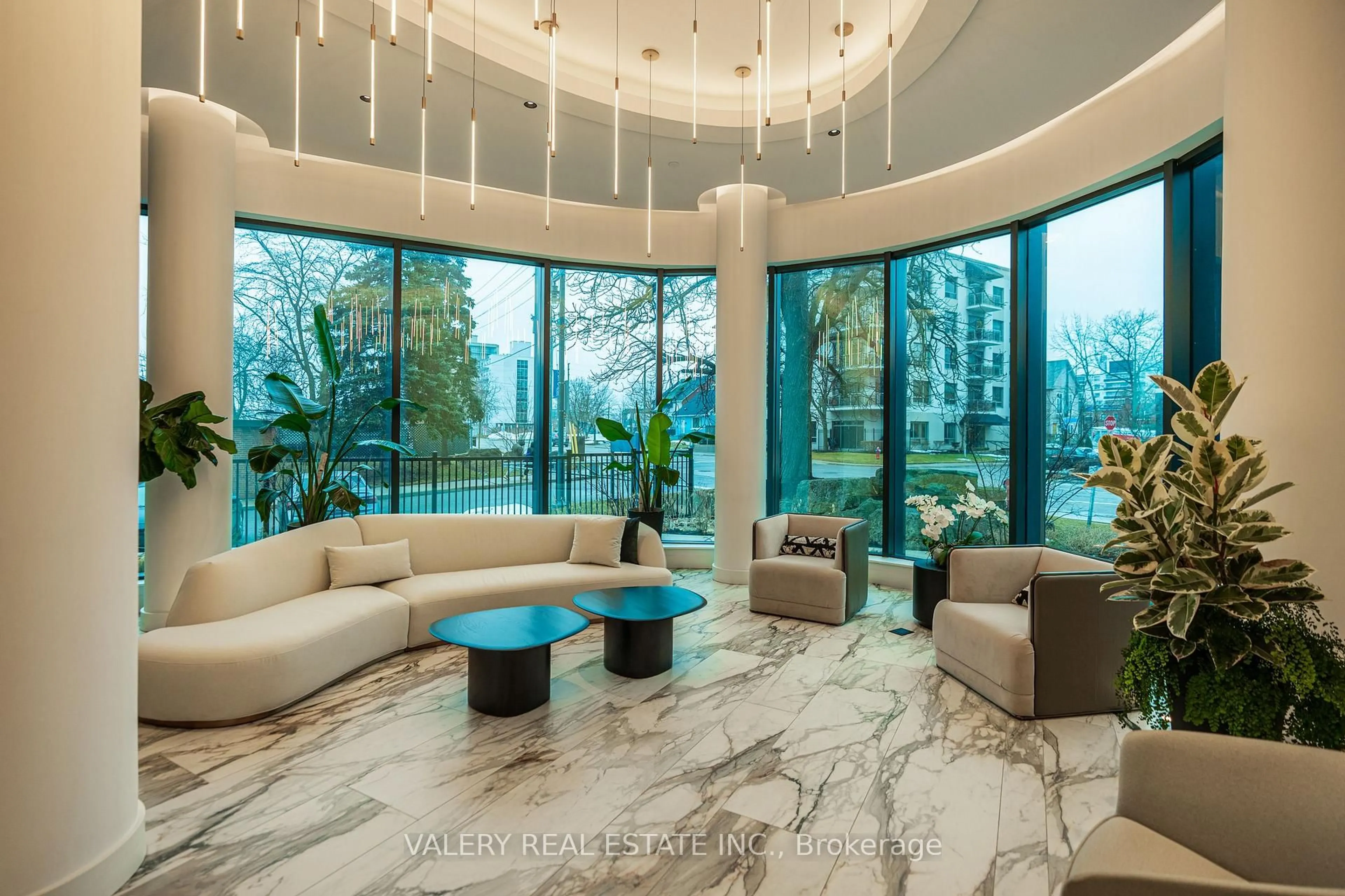 Unknown for 55 Port St #504, Mississauga Ontario L5G 4P3