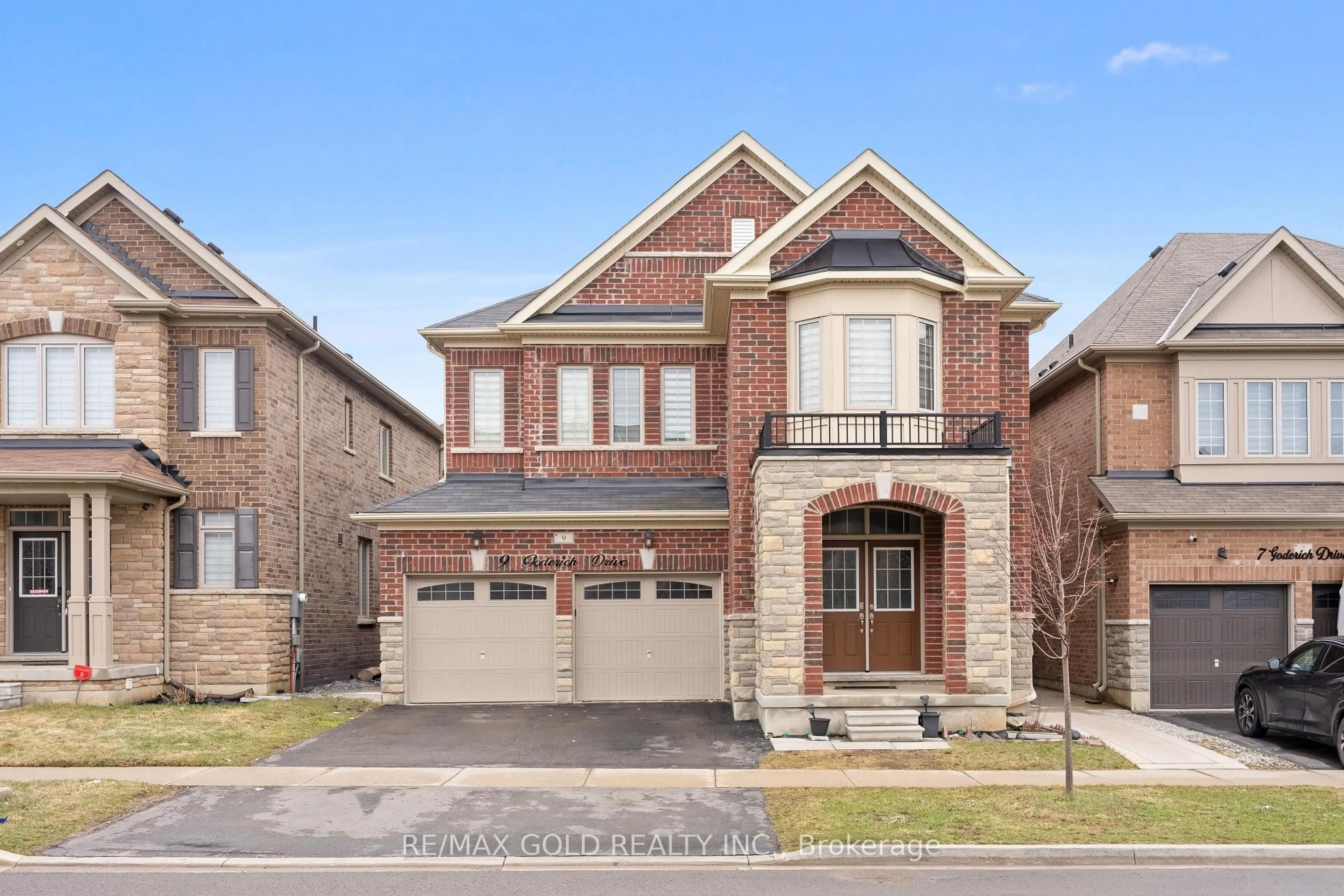 Home with brick exterior material, street for 9 Goderich Dr, Brampton Ontario L7A 5A7