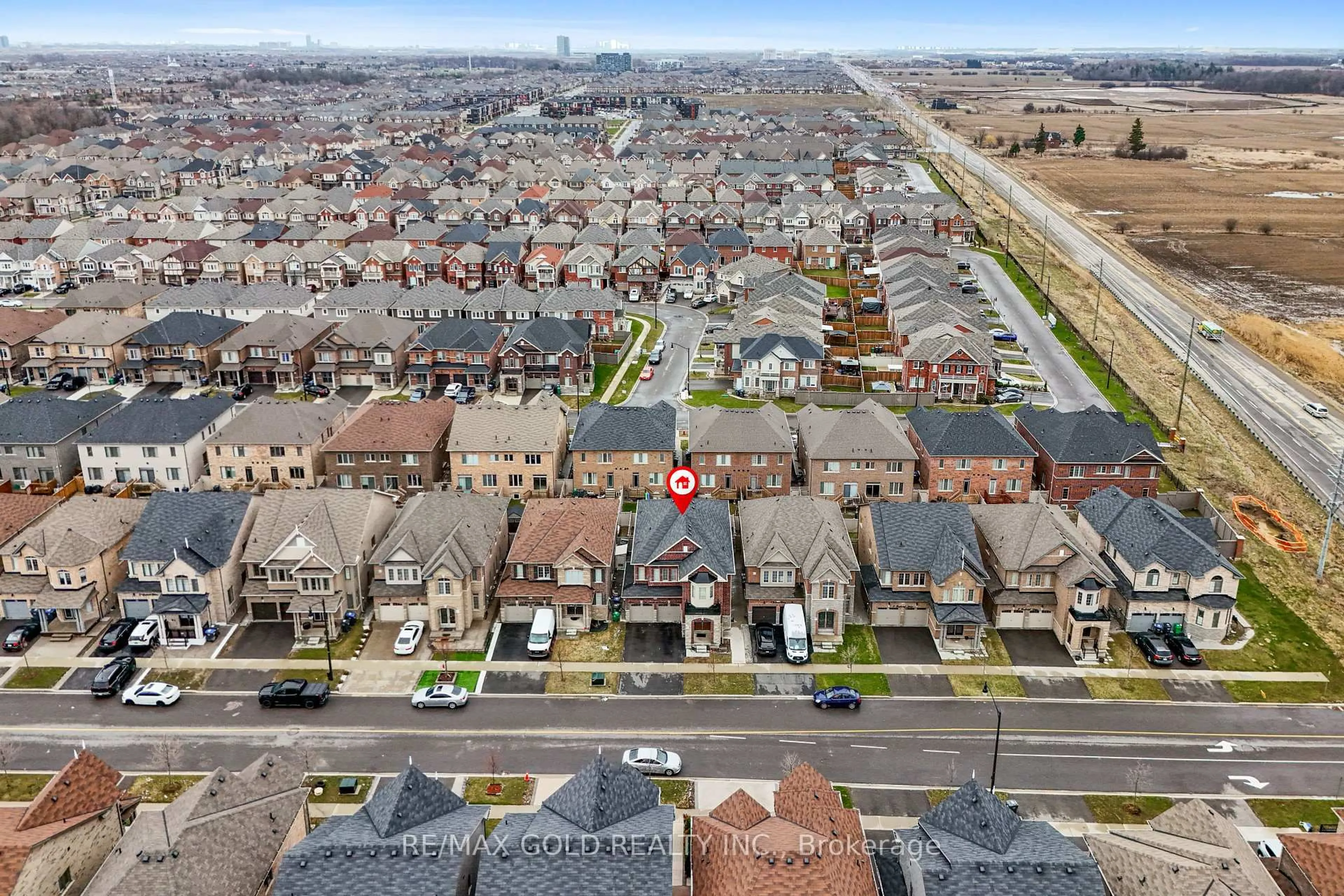 A pic from outside/outdoor area/front of a property/back of a property/a pic from drone, street for 9 Goderich Dr, Brampton Ontario L7A 5A7