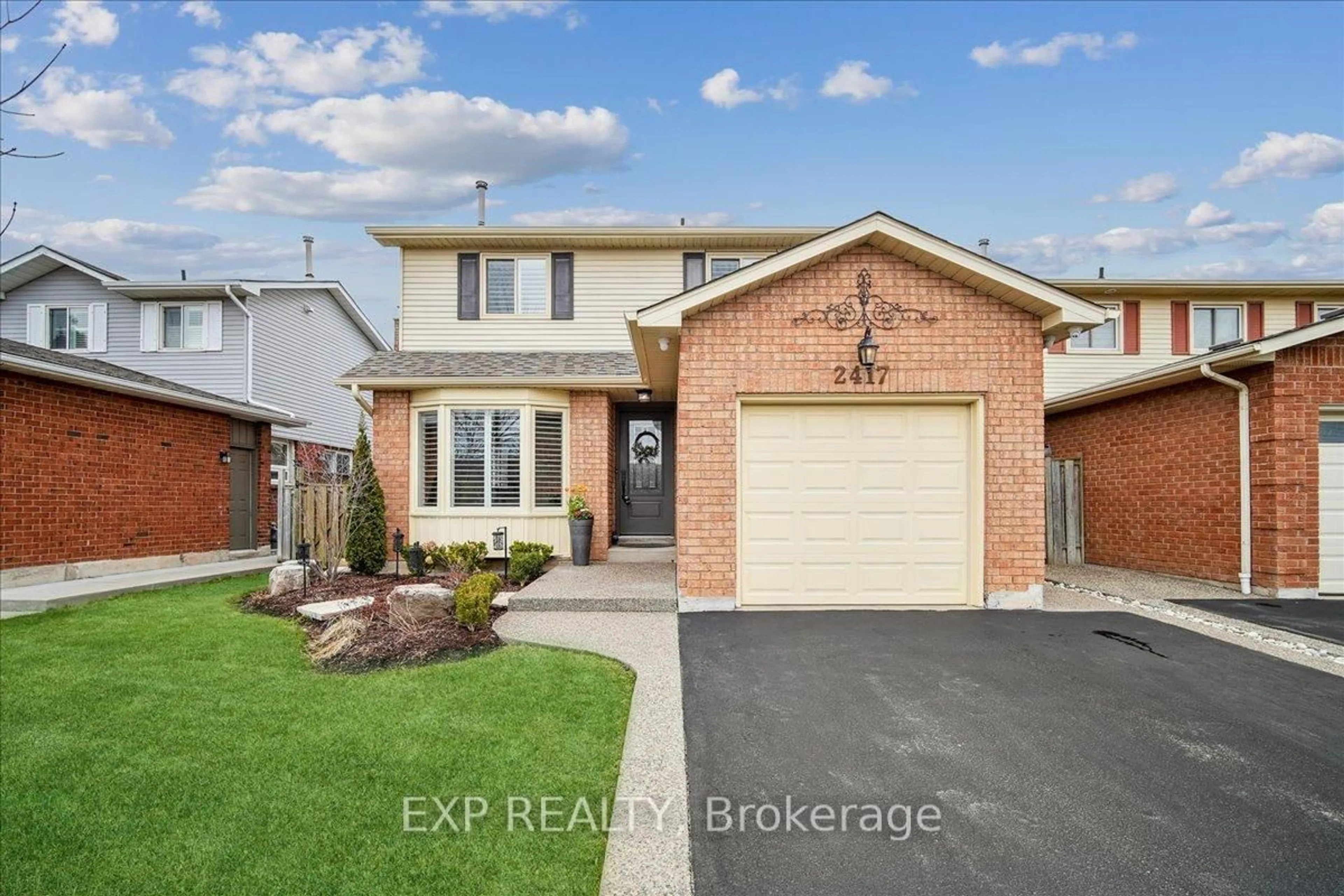 Home with brick exterior material, street for 2417 Headon Forest Dr, Burlington Ontario L7M 3K7