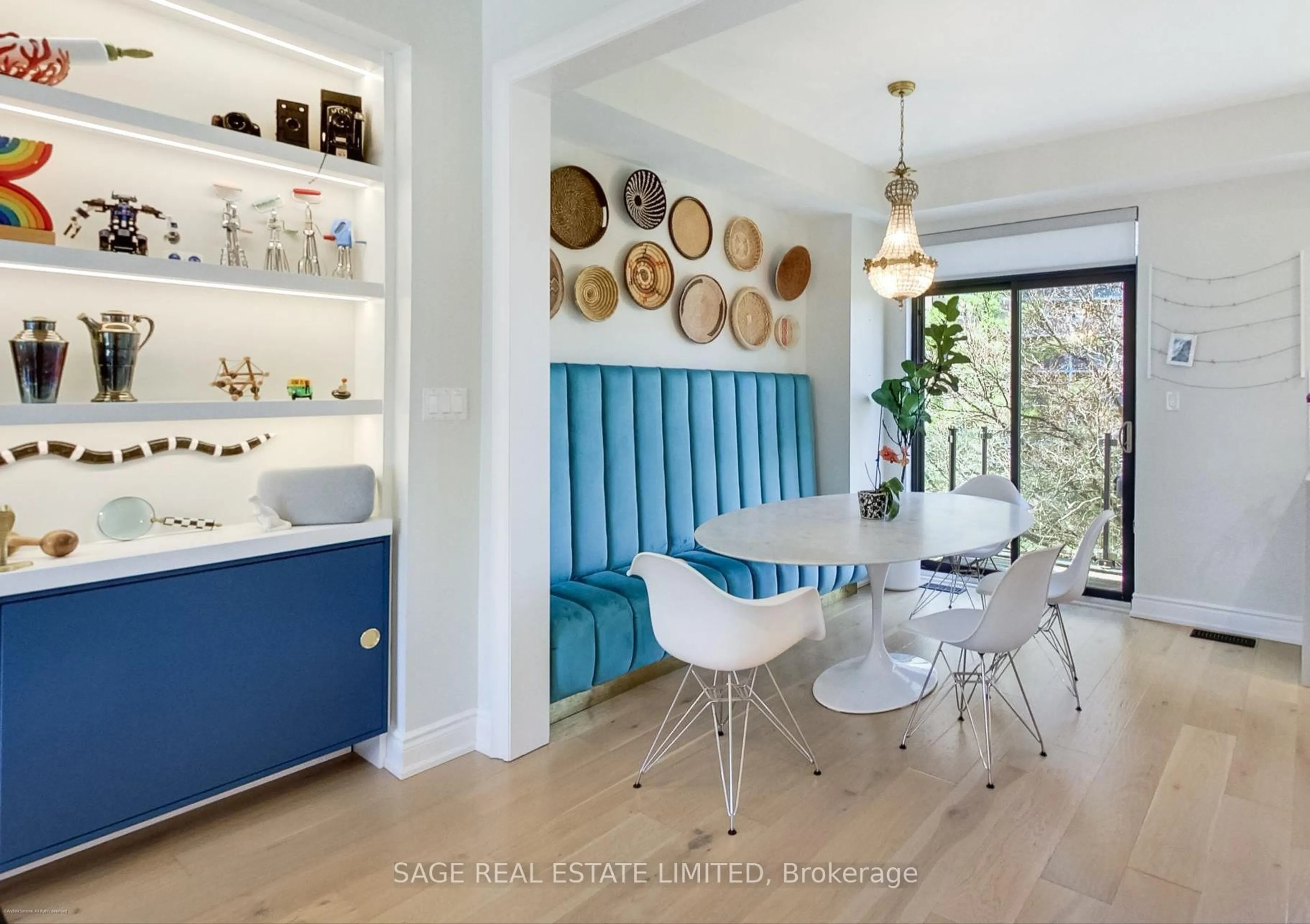 Contemporary kitchen, unknown for 66 Pony Farm Dr, Toronto Ontario M9R 0B3