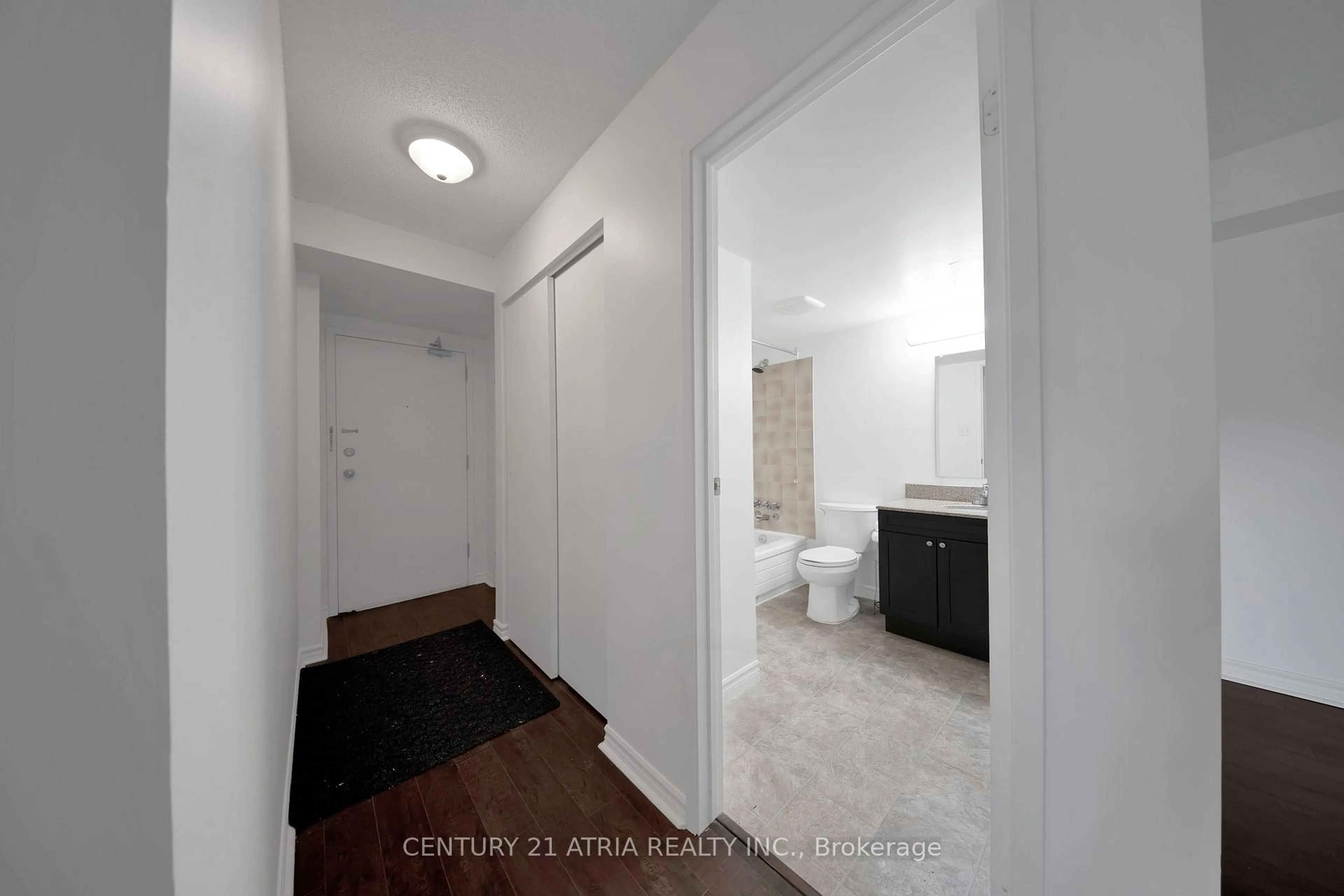 A pic of a room for 1450 Glen Abbey Gate #212, Oakville Ontario L6M 2V7