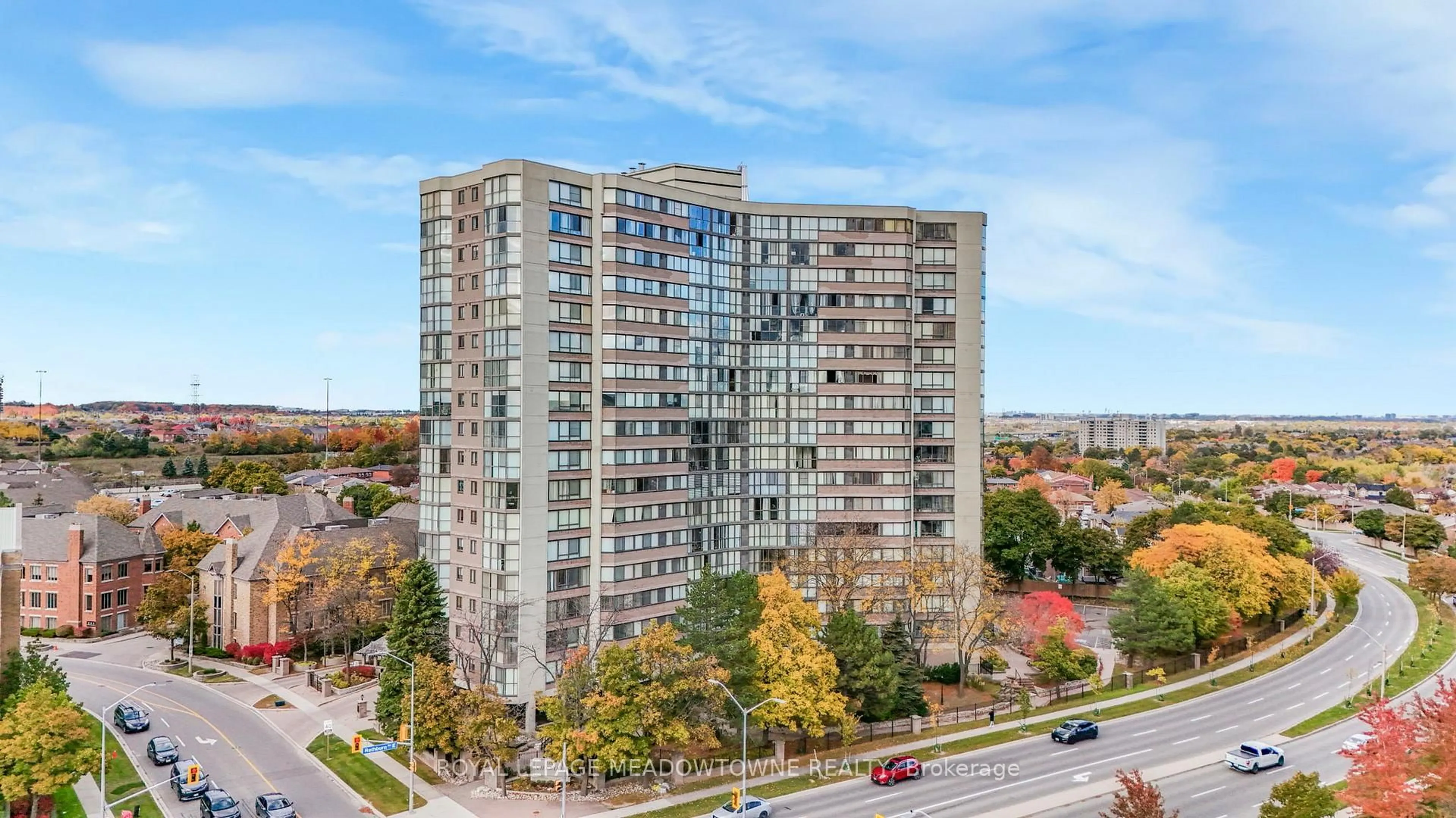 A pic from outside/outdoor area/front of a property/back of a property/a pic from drone, city buildings view from balcony for 4235 Sherwoodtowne Blvd #204, Mississauga Ontario L4Z 1W3