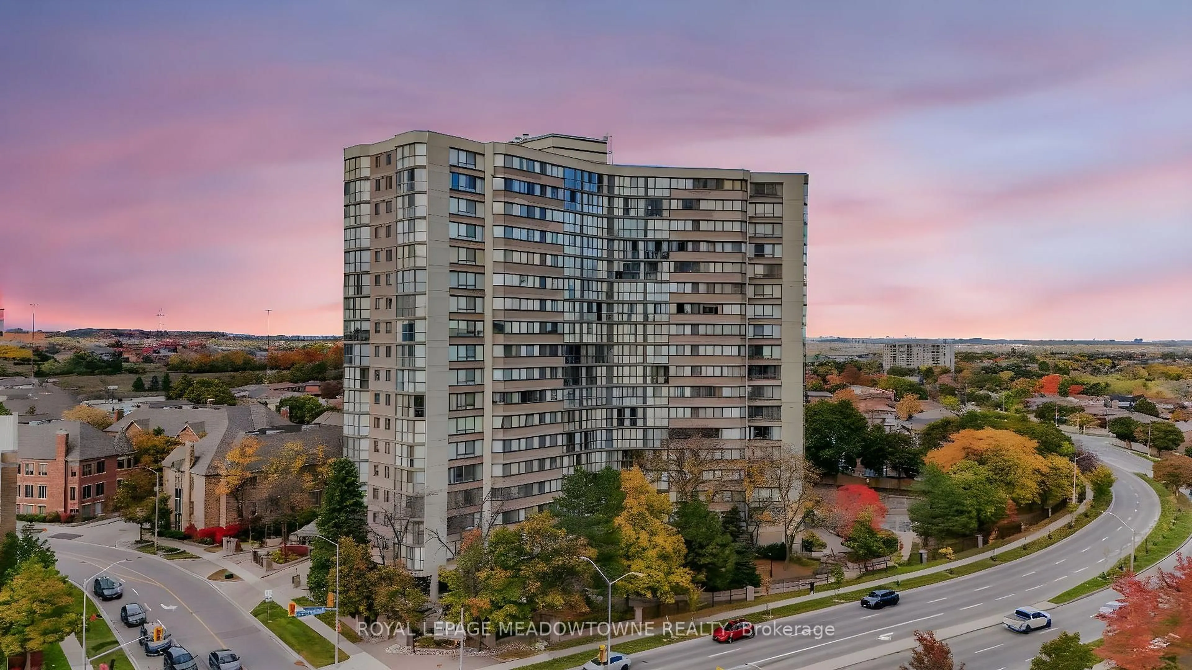 A pic from outside/outdoor area/front of a property/back of a property/a pic from drone, city buildings view from balcony for 4235 Sherwoodtowne Blvd #204, Mississauga Ontario L4Z 1W3