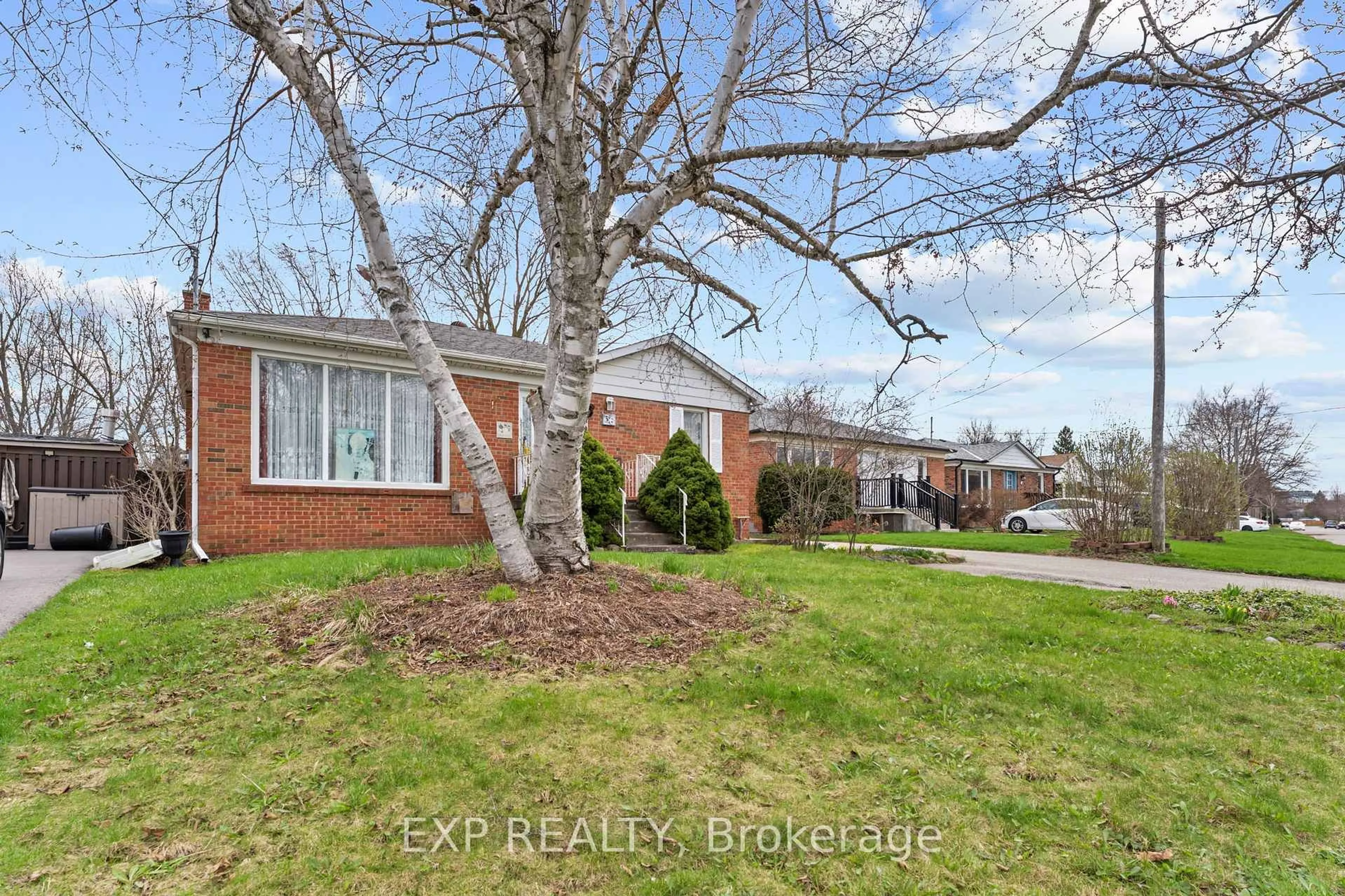 Home with brick exterior material, street for 36 Shelley St, Halton Hills Ontario L7G 3W9