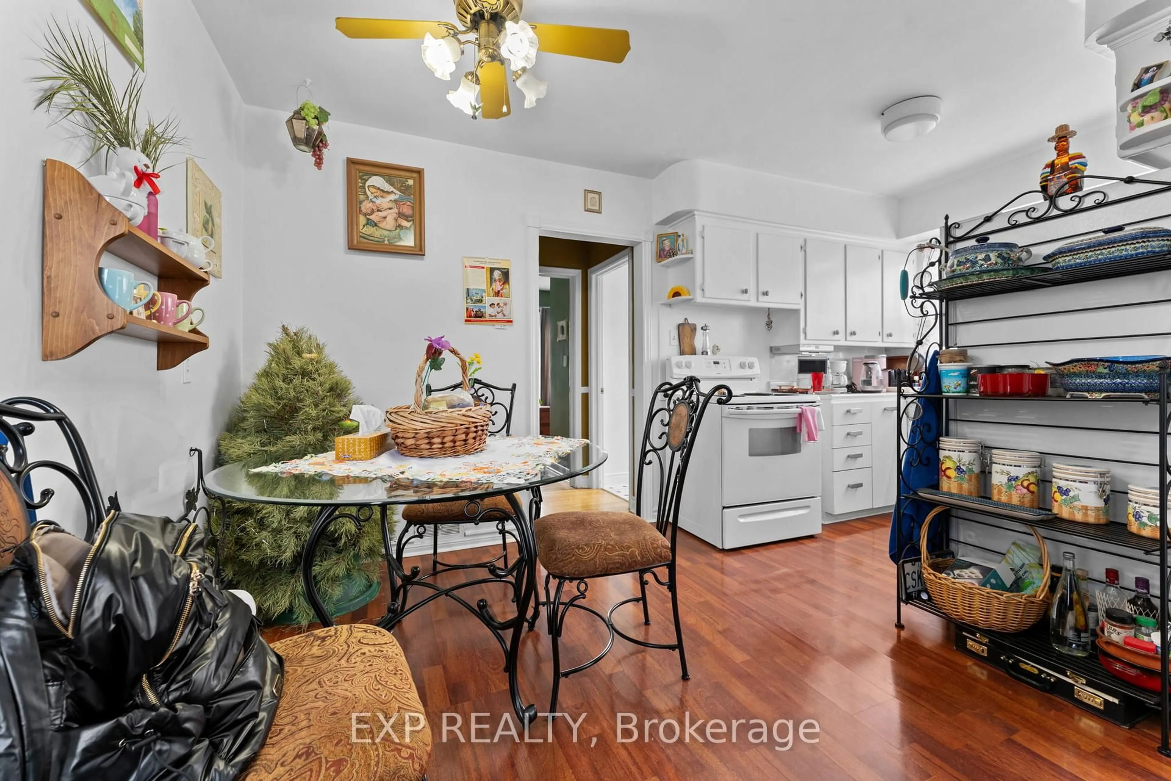 Unknown for 36 Shelley St, Halton Hills Ontario L7G 3W9