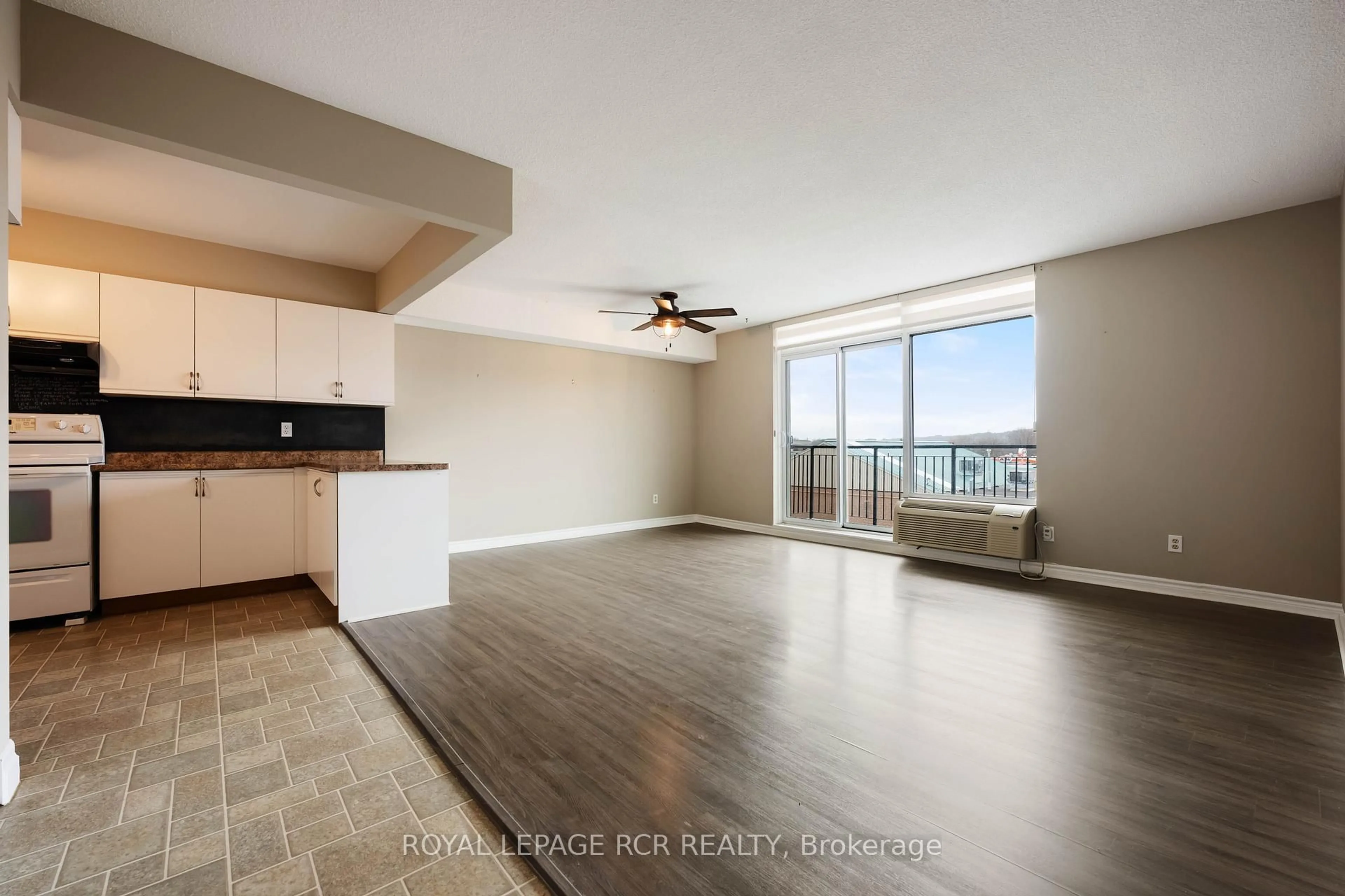 Unknown for 16 Fourth St #32, Orangeville Ontario L9W 4N7