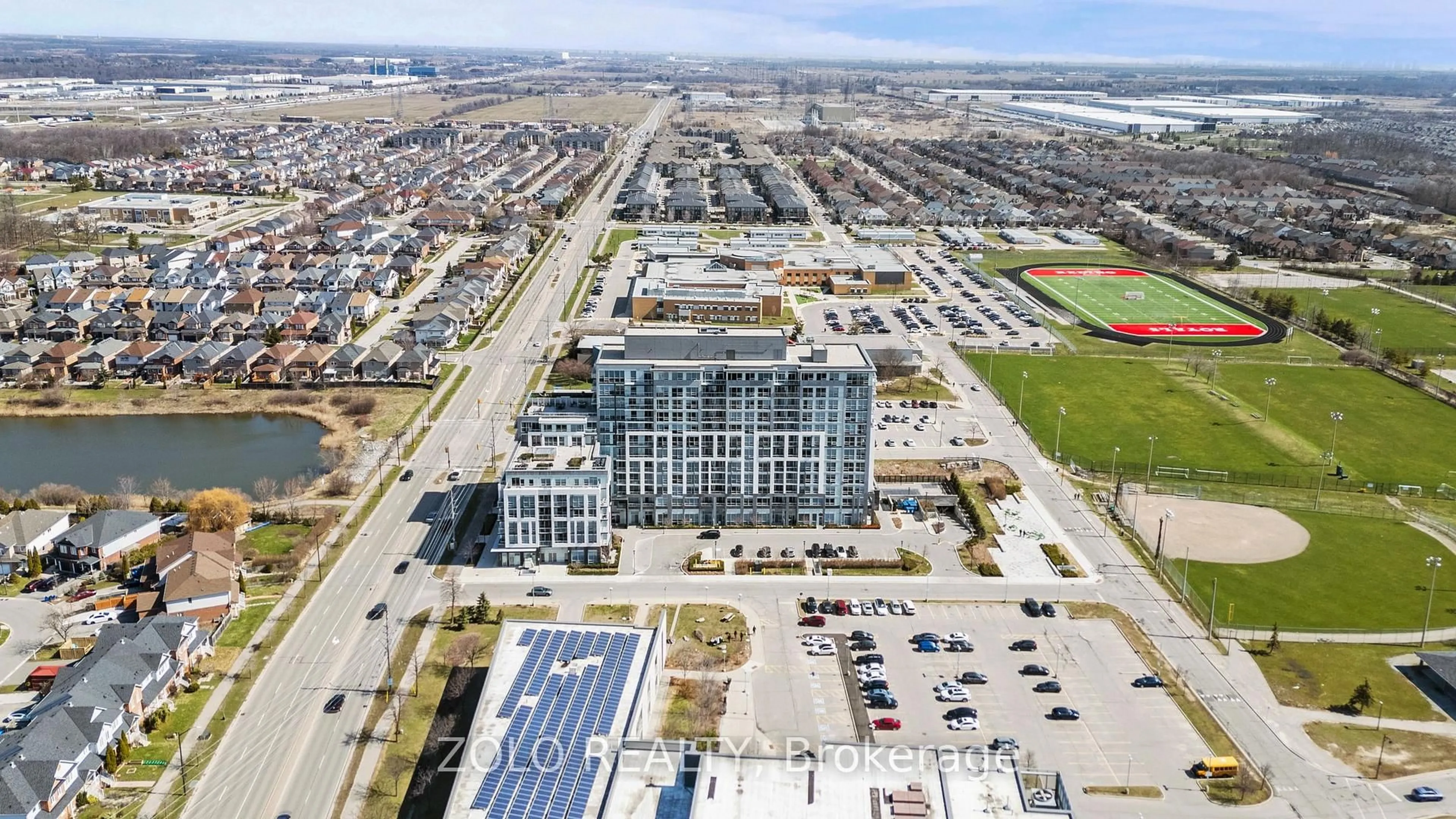 A pic from outside/outdoor area/front of a property/back of a property/a pic from drone, unknown for 1050 Main St #618, Milton Ontario L9T 9M3