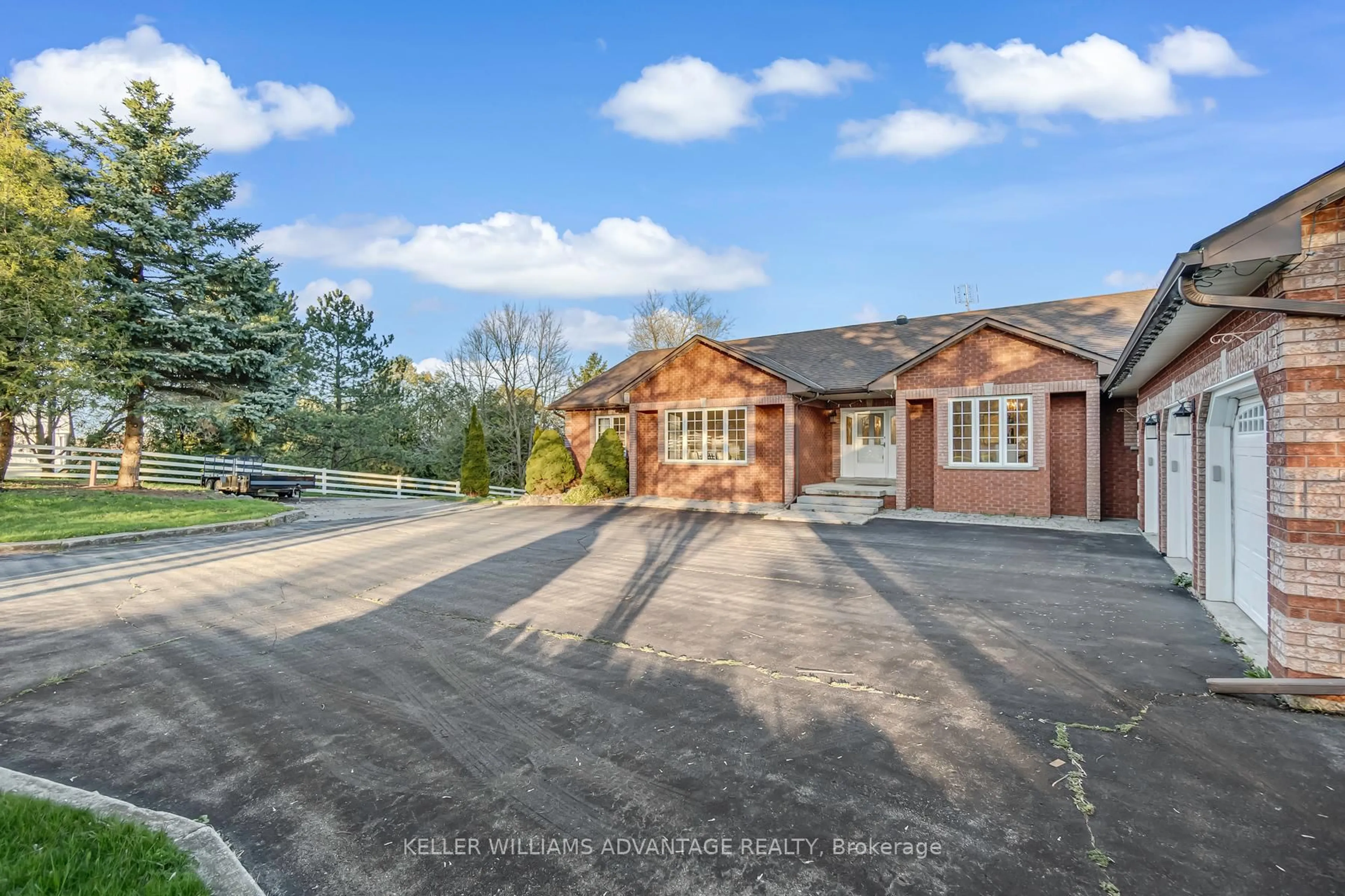 A pic from outside/outdoor area/front of a property/back of a property/a pic from drone, street for 3100 30 Side Rd, Milton Ontario N0B 2K0