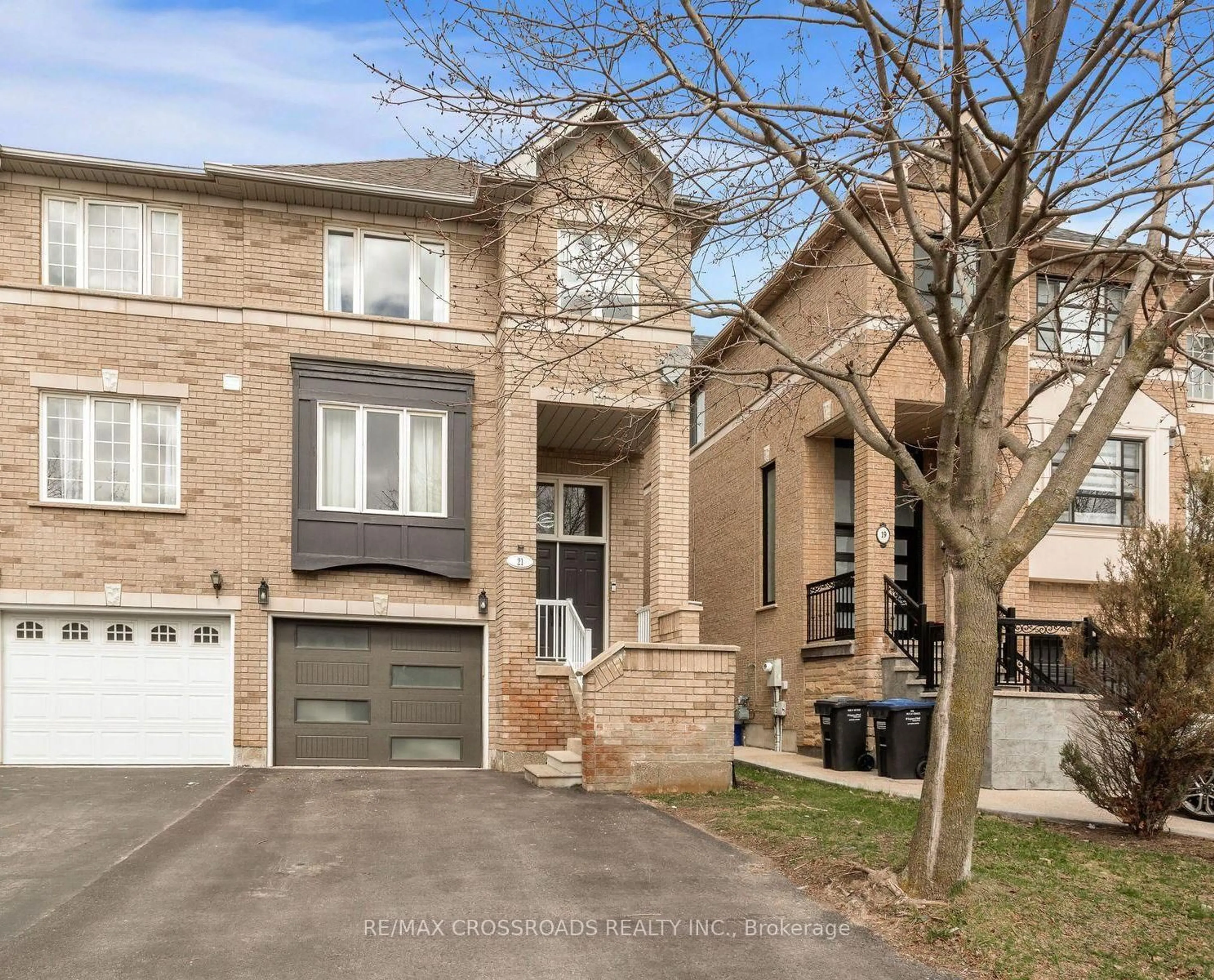 Home with brick exterior material, street for 21 Cedarvalley Blvd, Brampton Ontario L7A 1N7