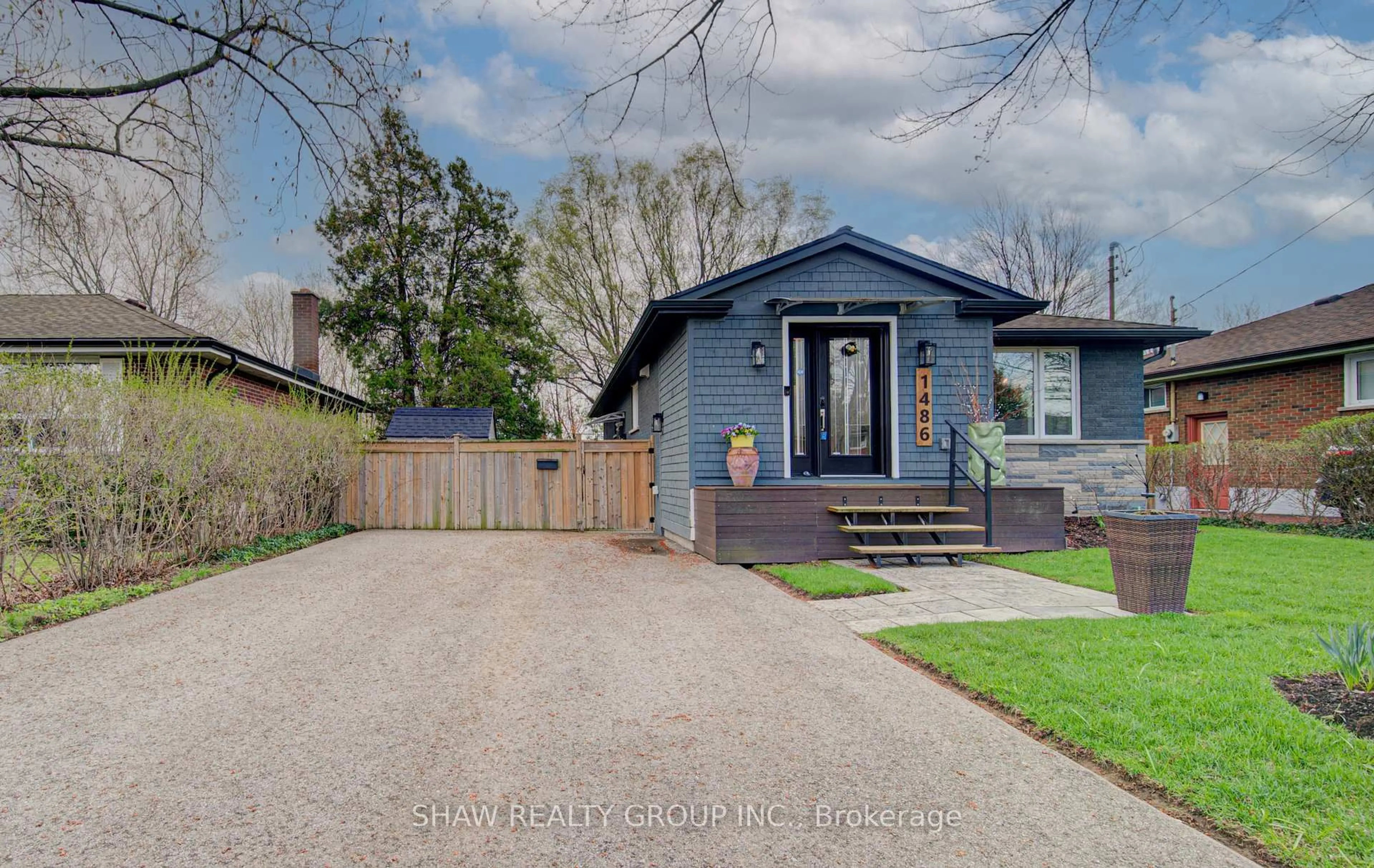 Unknown for 1486 Augustine Dr, Burlington Ontario L7P 2N2