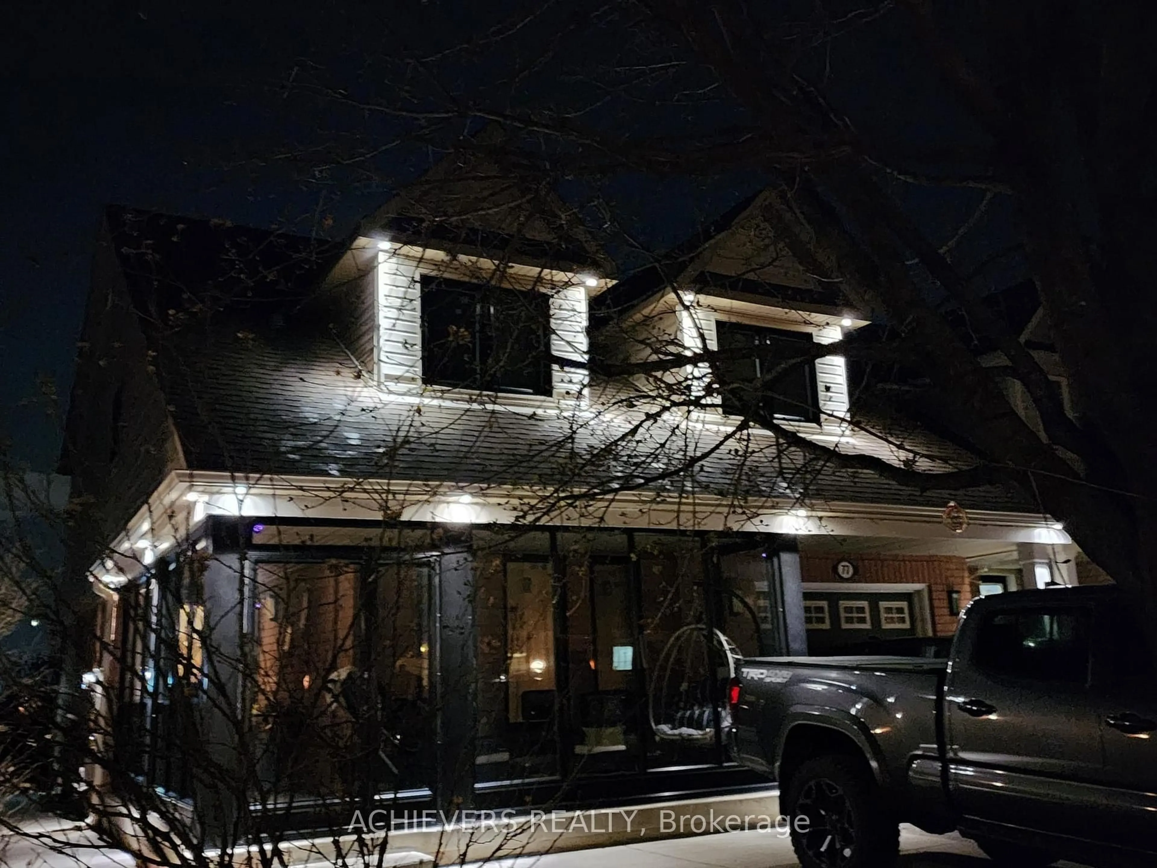 Unknown for 77 Thorpe Cres, Brampton Ontario L7A 1P8