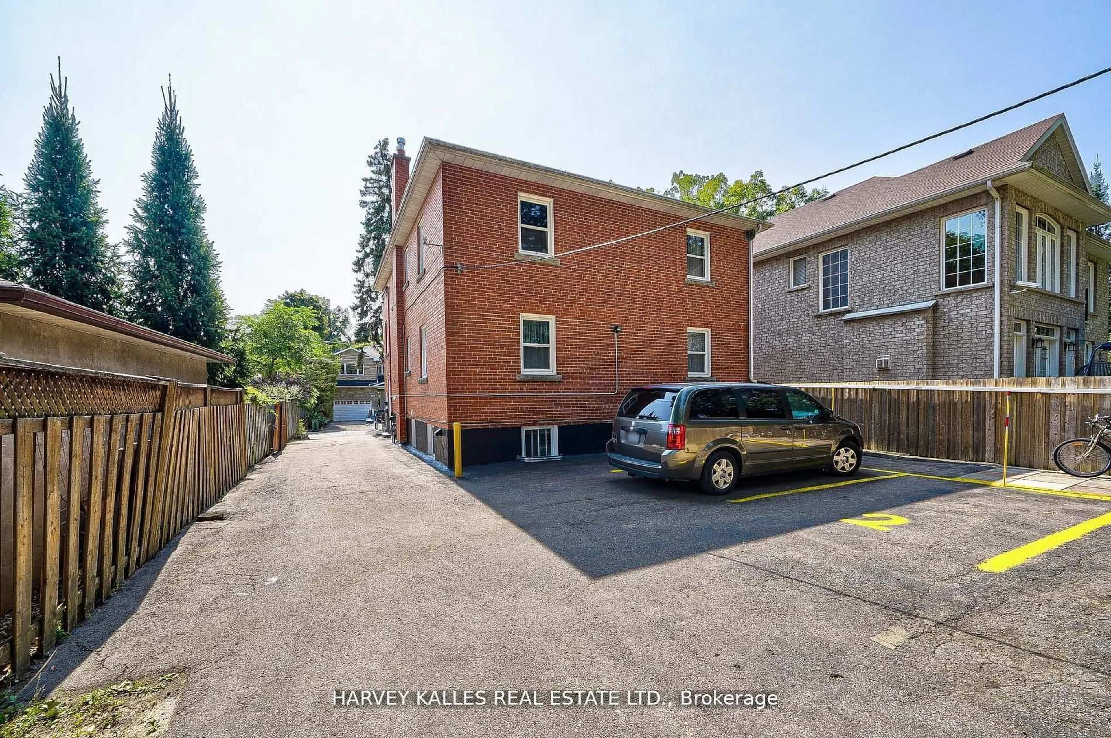 Unknown for 40 Dominion Rd, Toronto Ontario M8W 1J7