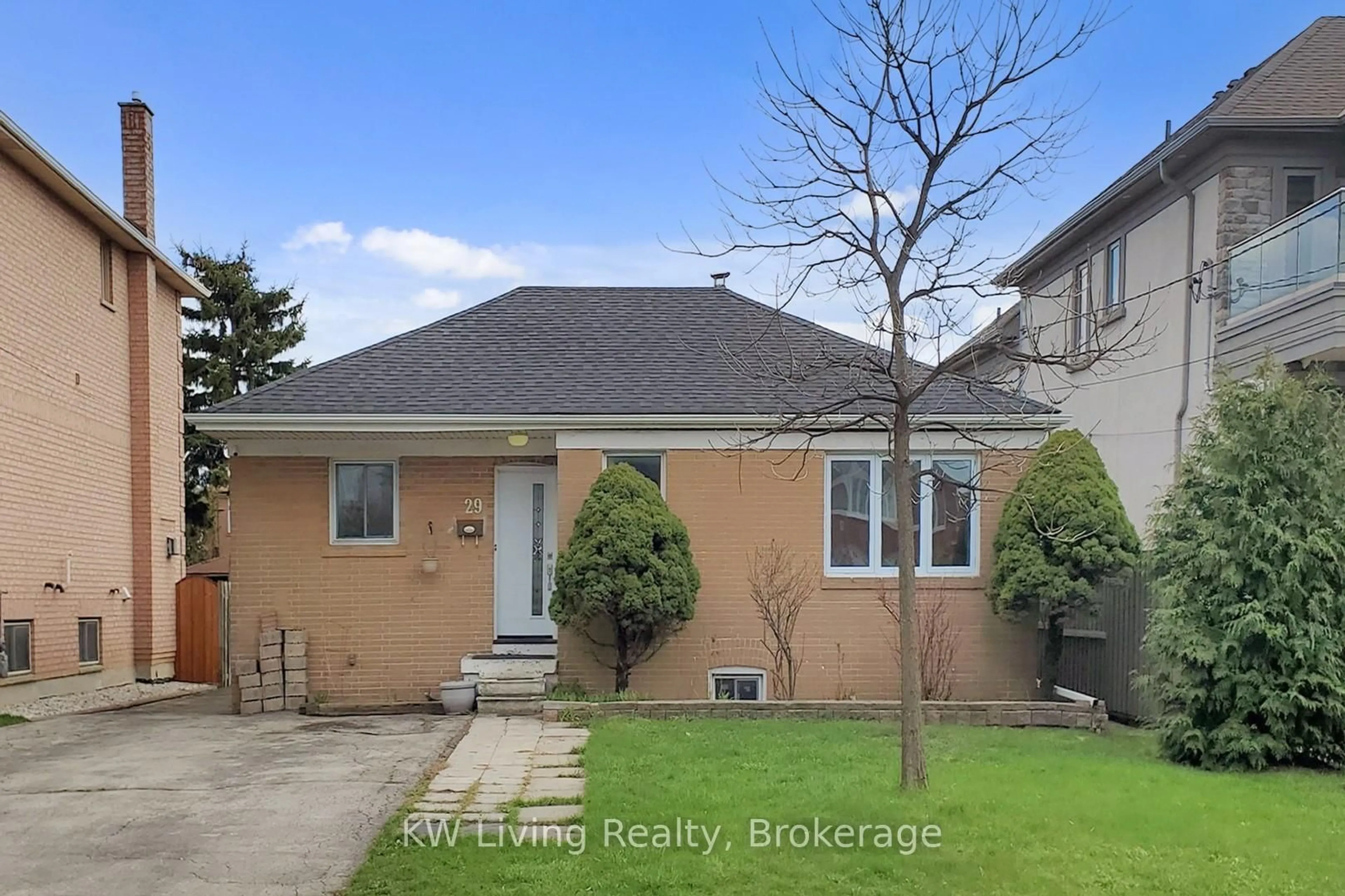 Unknown for 29 Jane Osler Blvd, Toronto Ontario M6A 1W6