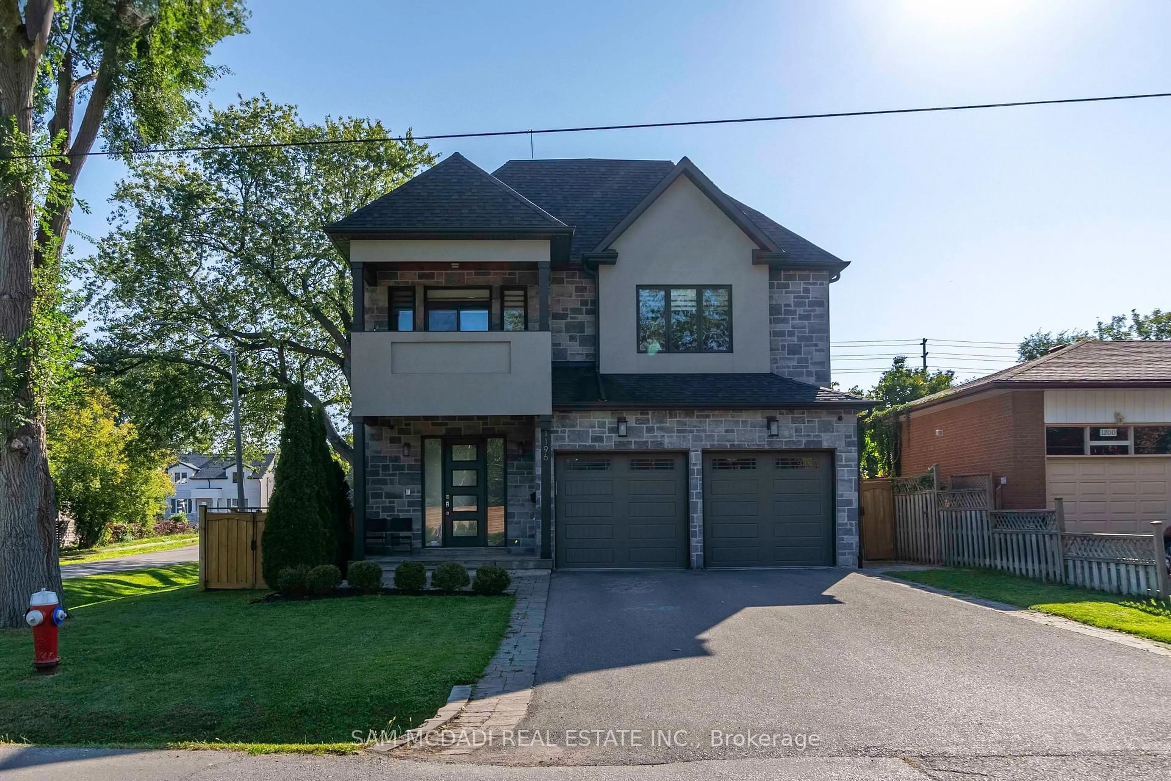 Home with brick exterior material, street for 1196 Strathy Ave, Mississauga Ontario L5E 2K6