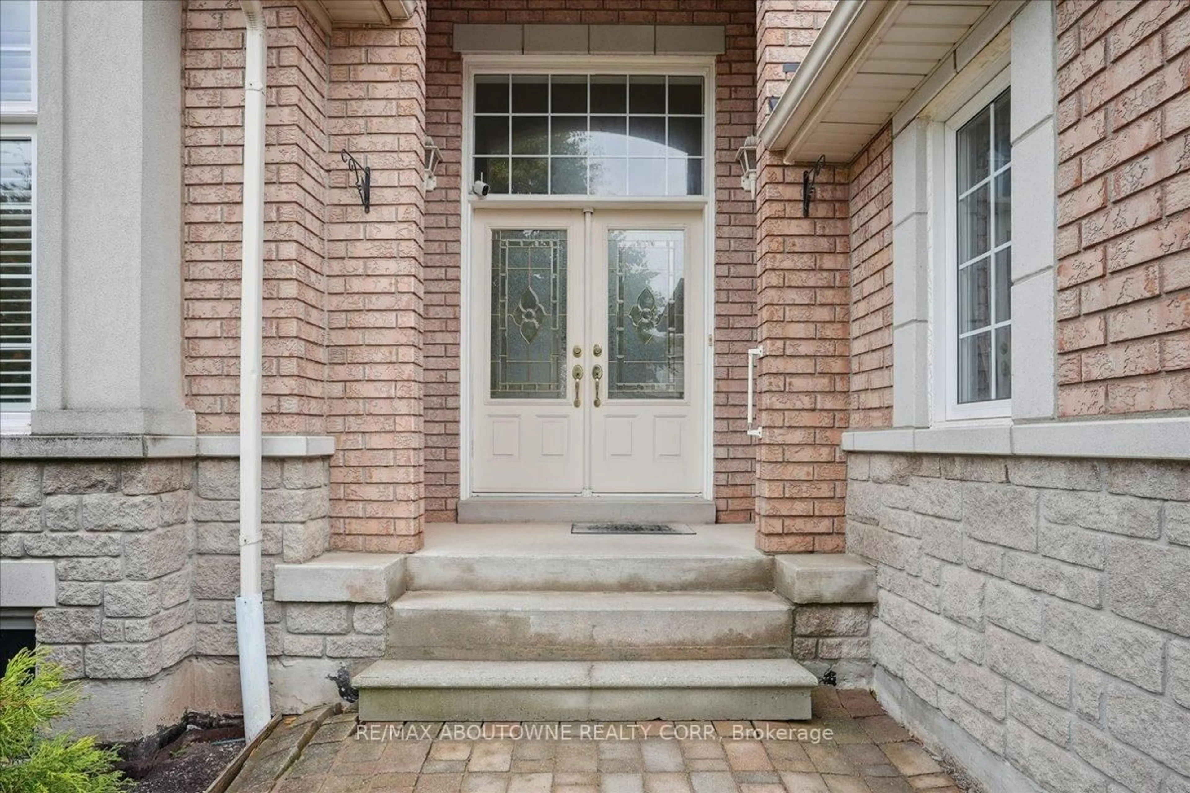 Home with brick exterior material, street for 2348 Tesla Cres, Oakville Ontario L6H 7T5