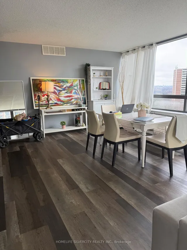 40 Richview Rd #707, Toronto 5