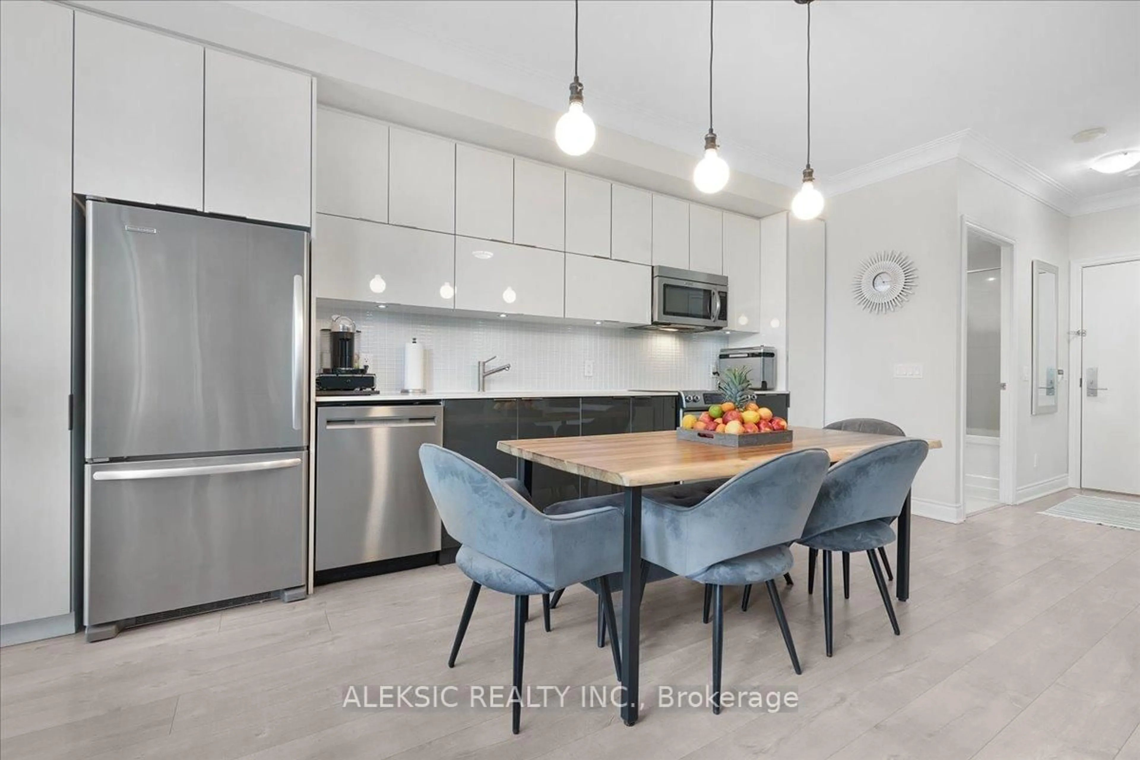 Open concept kitchen, ceramic/tile floor for 80 Marine Parade Dr #235, Toronto Ontario M8V 0A3