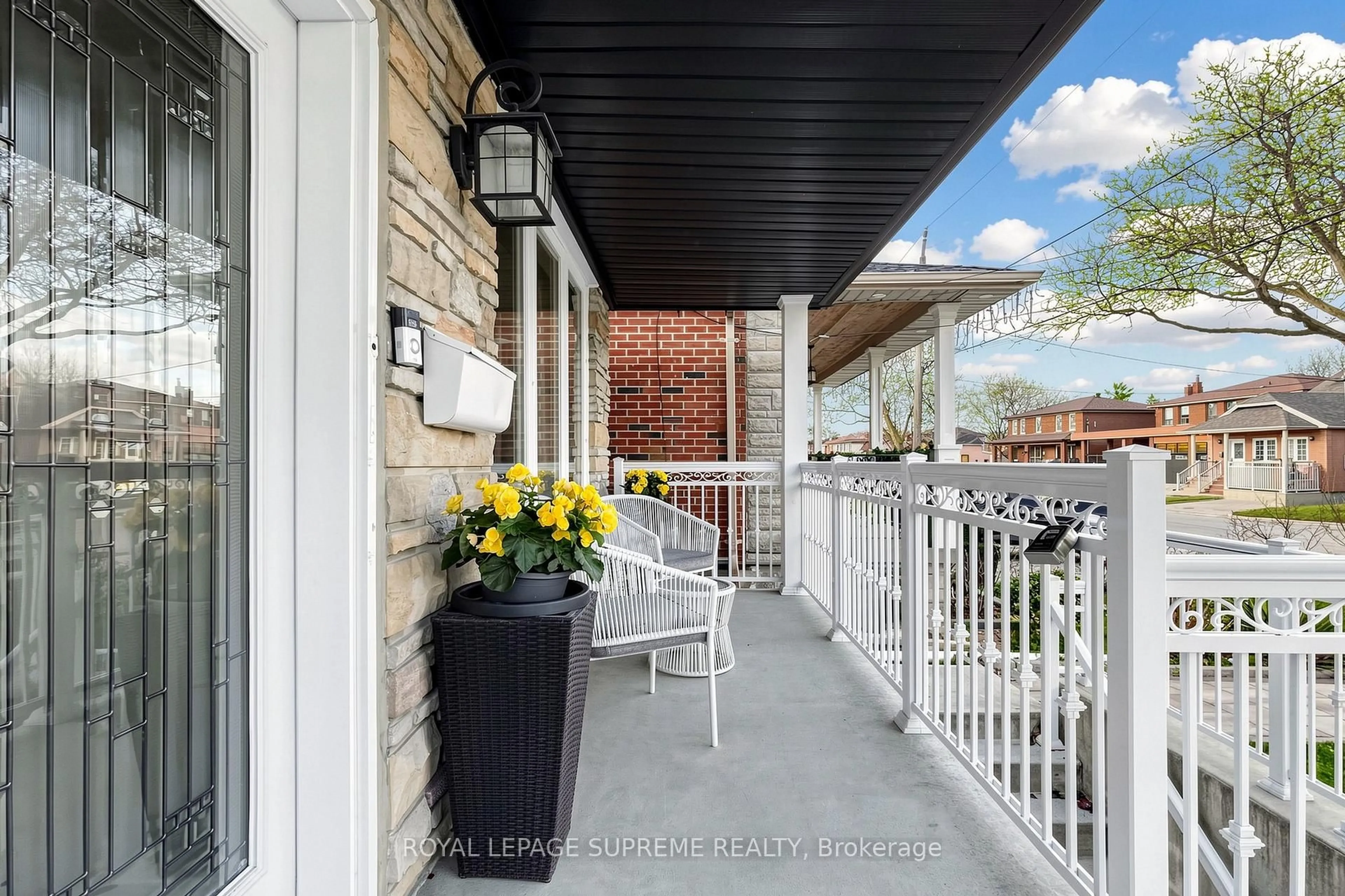 Patio, street for 46 Chiswick Ave, Toronto Ontario M6M 4T9
