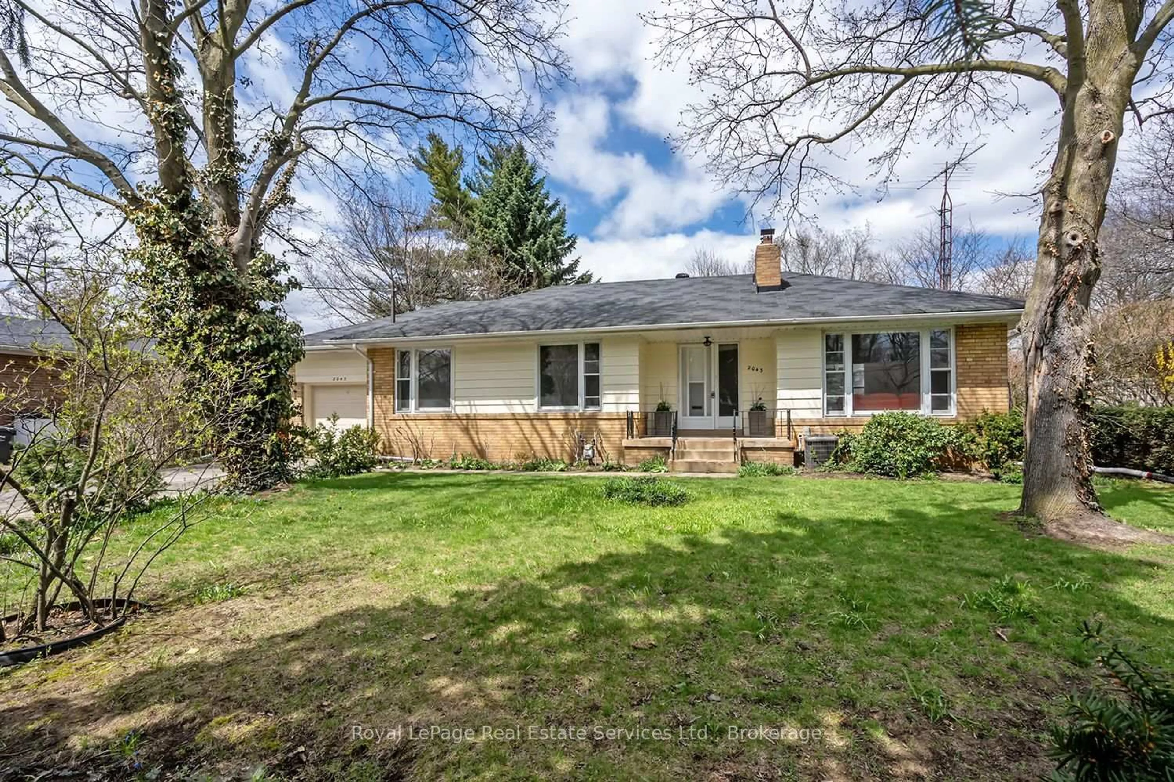 Unknown for 2043 Devon Rd, Oakville Ontario L6J 2N1