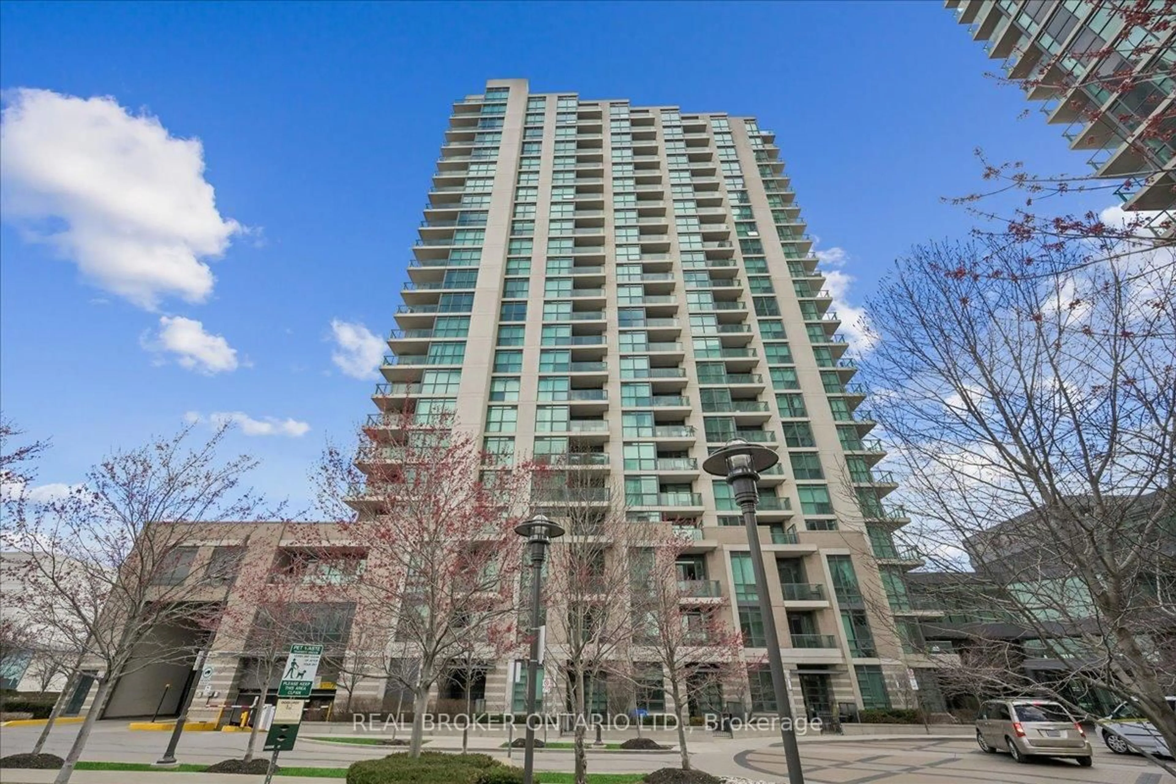 Patio, building for 205 Sherway Gardens Rd #1704, Toronto Ontario M9C 0A5