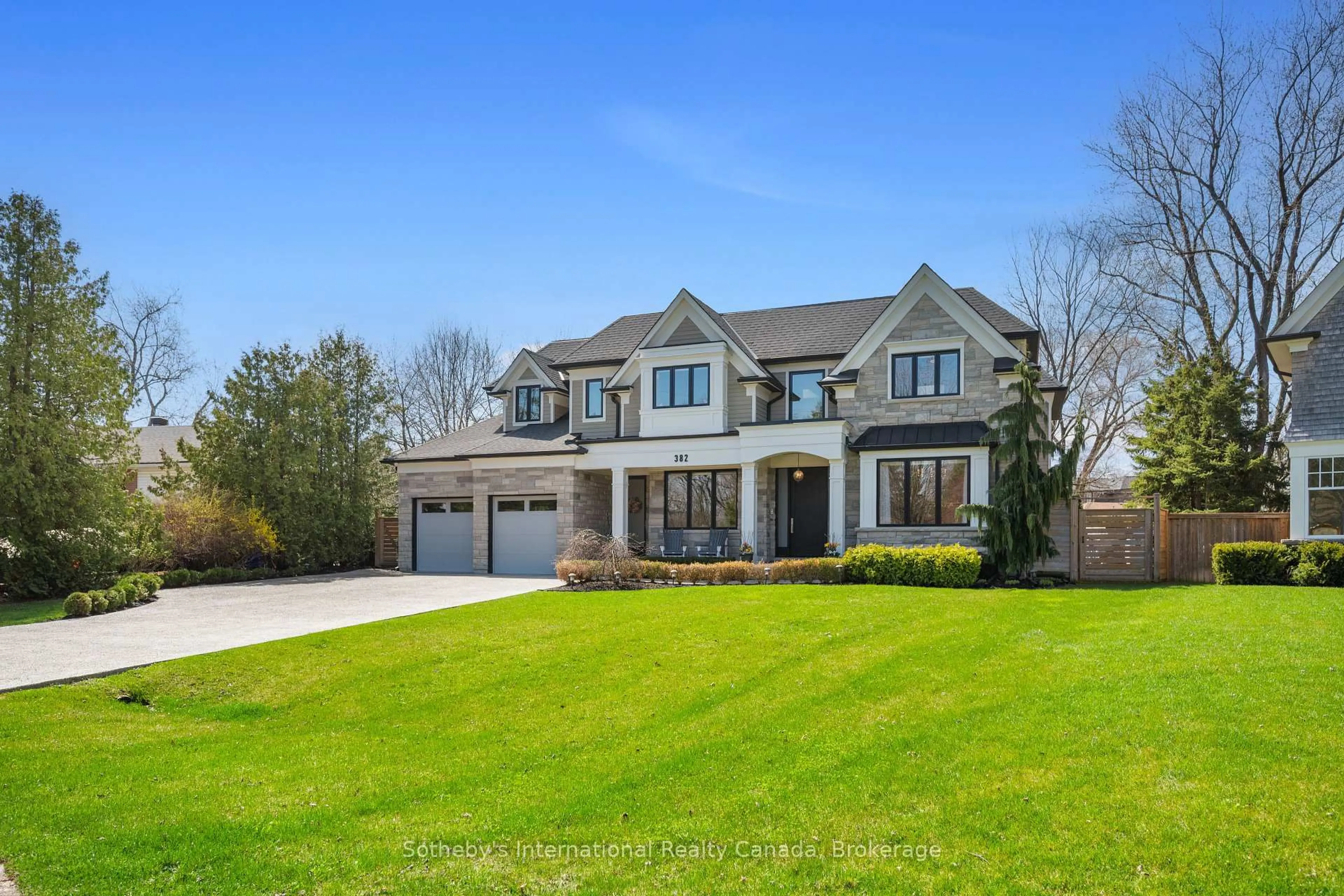 Home with brick exterior material, street for 382 SANDHURST Dr, Oakville Ontario L6L 3L3