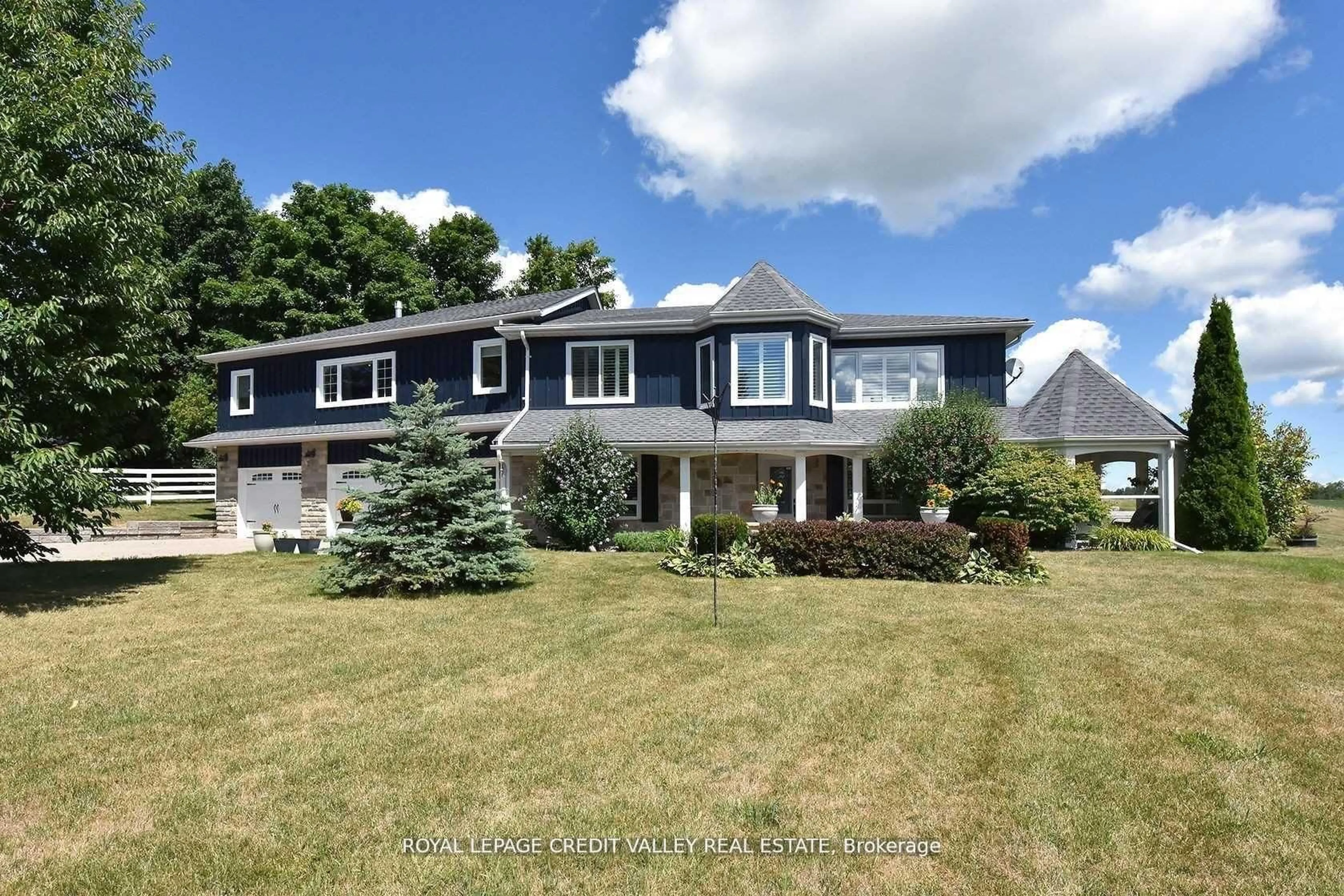 Home with vinyl exterior material, street for 15795 Winston Churchill Blvd, Caledon Ontario L7C 1S9