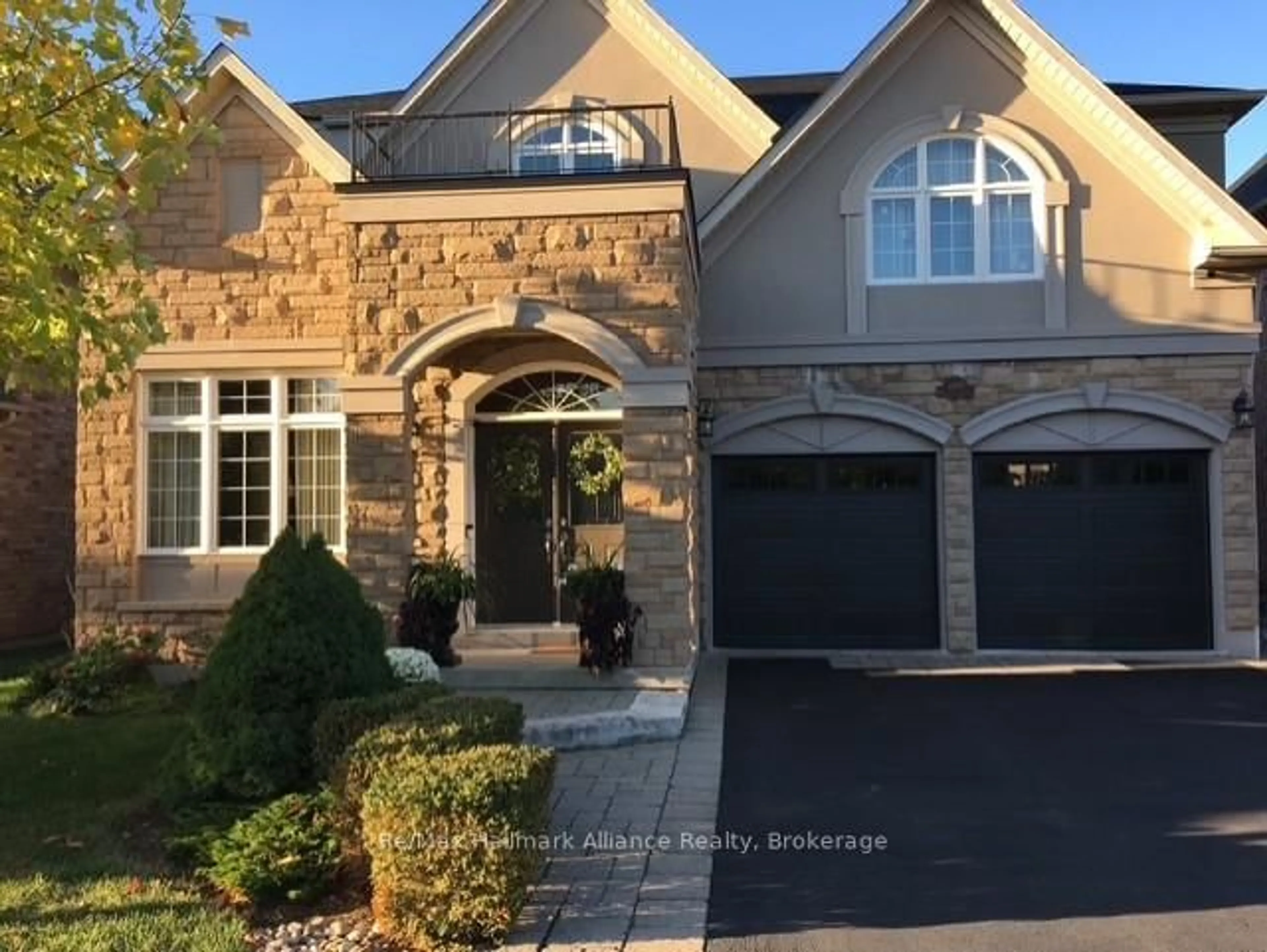 Home with brick exterior material, street for 2489 Whistling Springs Cres, Oakville Ontario L6M 5G3