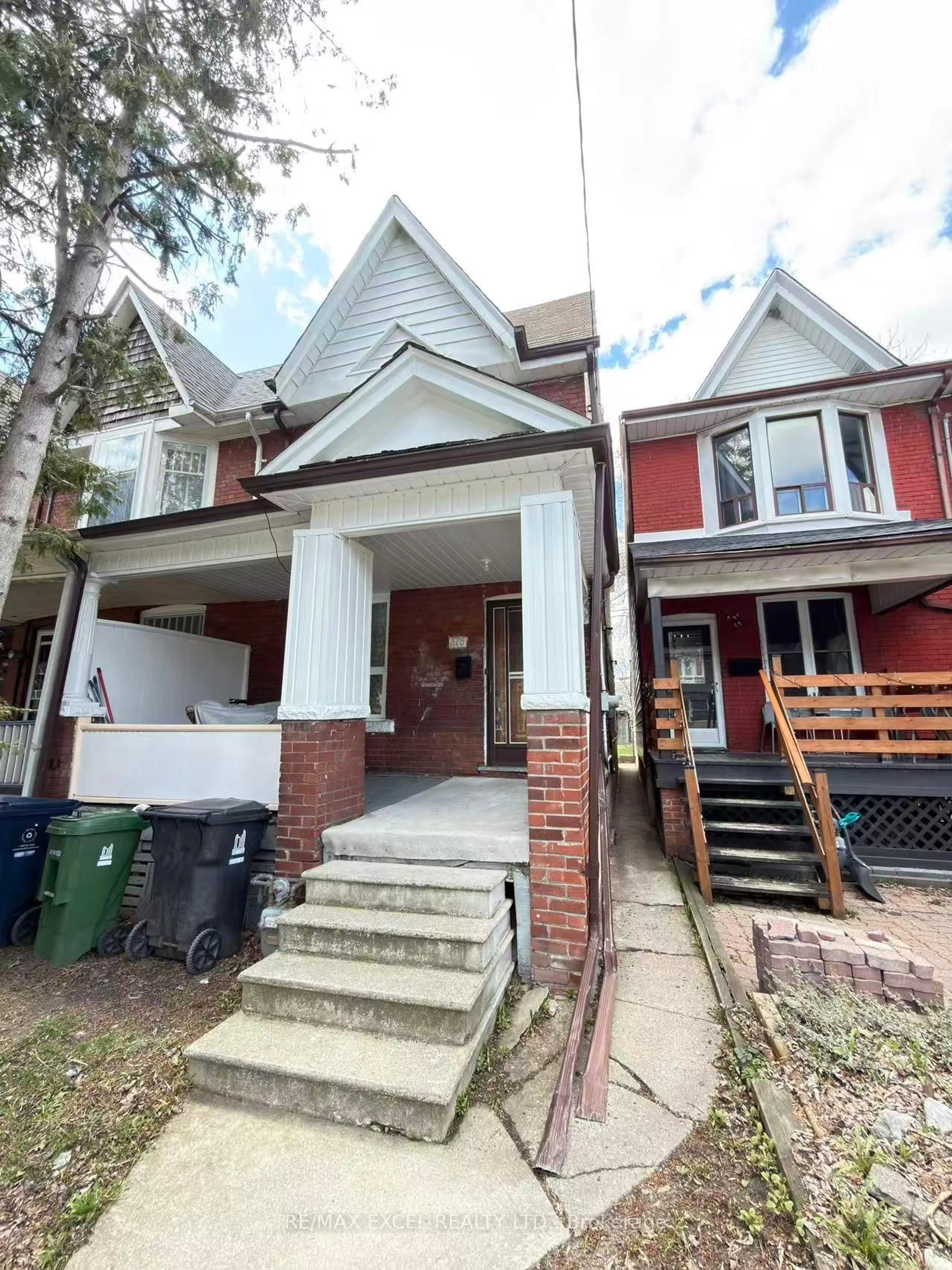 Home with brick exterior material, street for 576 Gladstone Ave, Toronto Ontario M6H 3J2