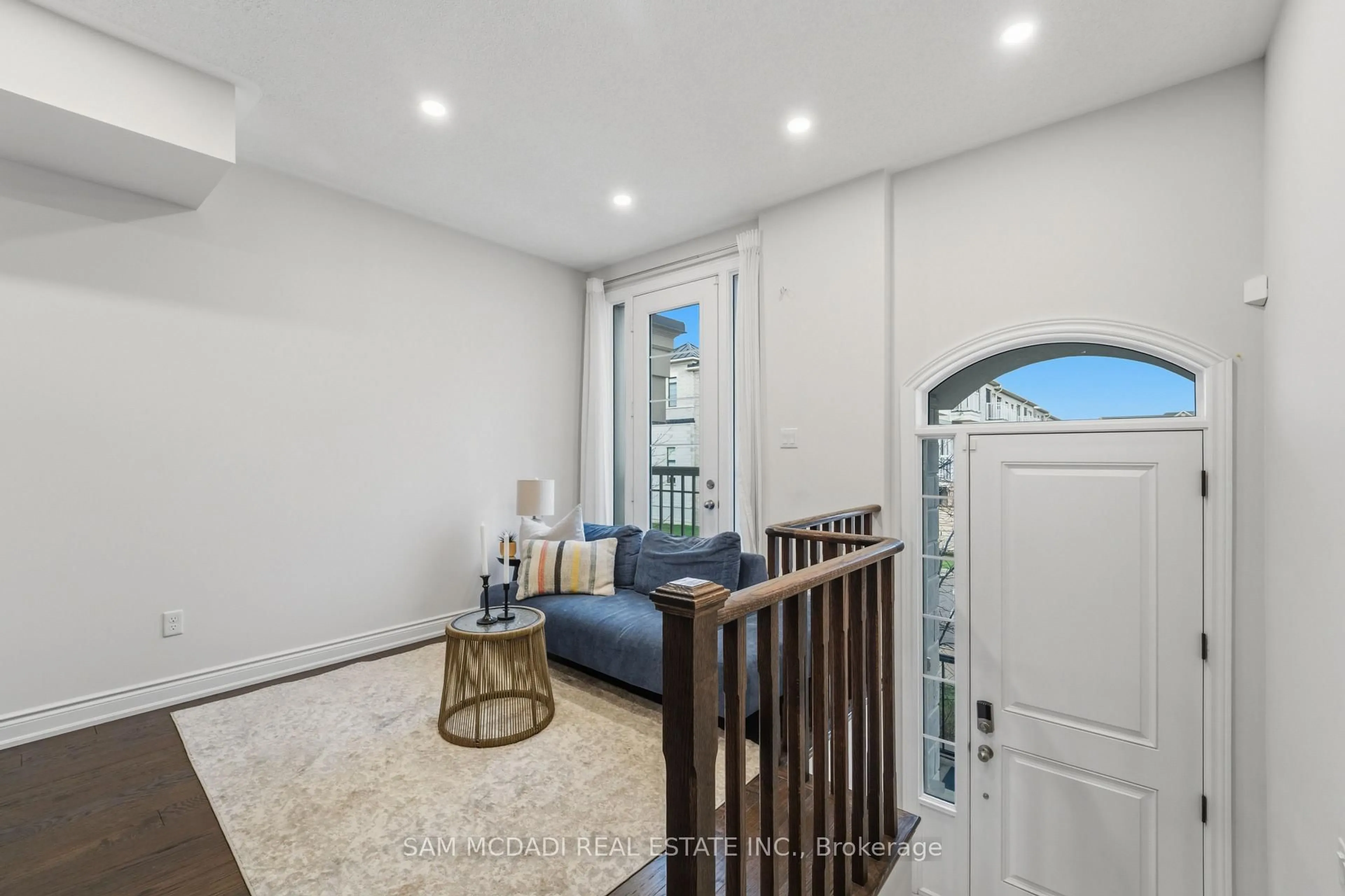 Unknown for 61 Edward Horton Cres, Toronto Ontario M8Z 0E7