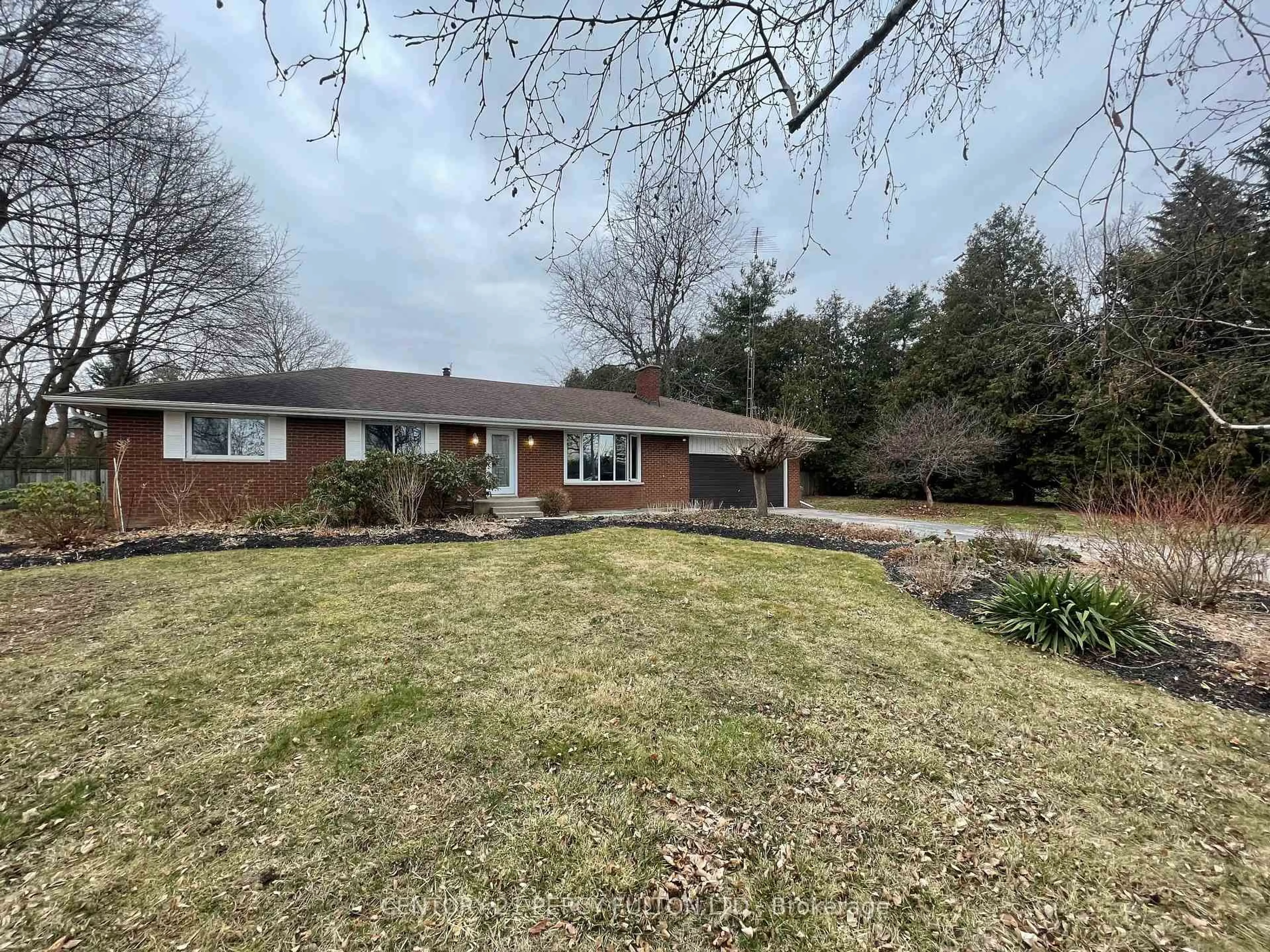 A pic from outside/outdoor area/front of a property/back of a property/a pic from drone, street for 10208 Tenth Line, Halton Hills Ontario L0P 1K0