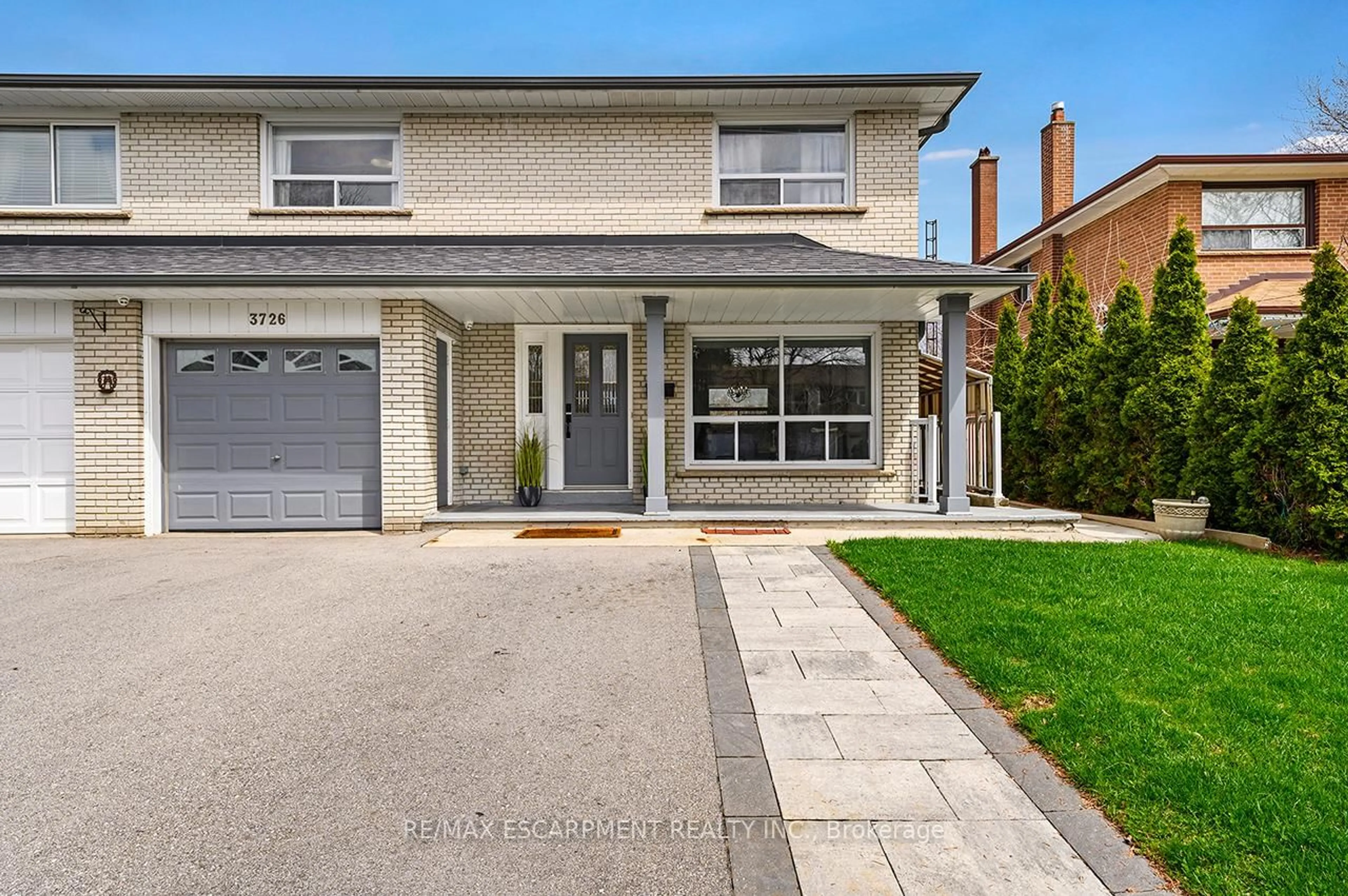 Home with brick exterior material, street for 3726 Holden Cres, Mississauga Ontario L5A 2V8