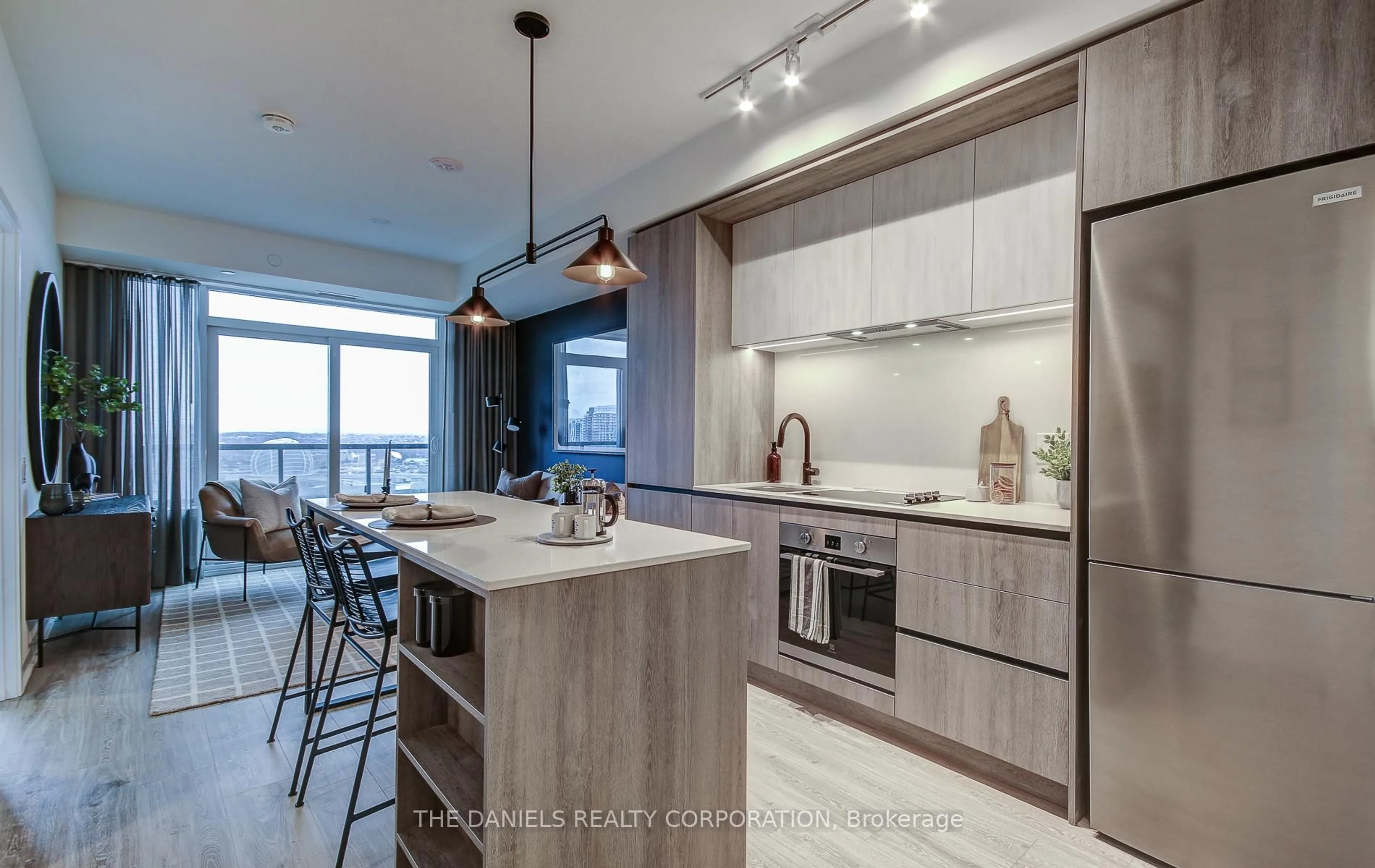 Open concept kitchen, unknown for 2495 Eglinton Ave #2705, Mississauga Ontario L5M 2T2