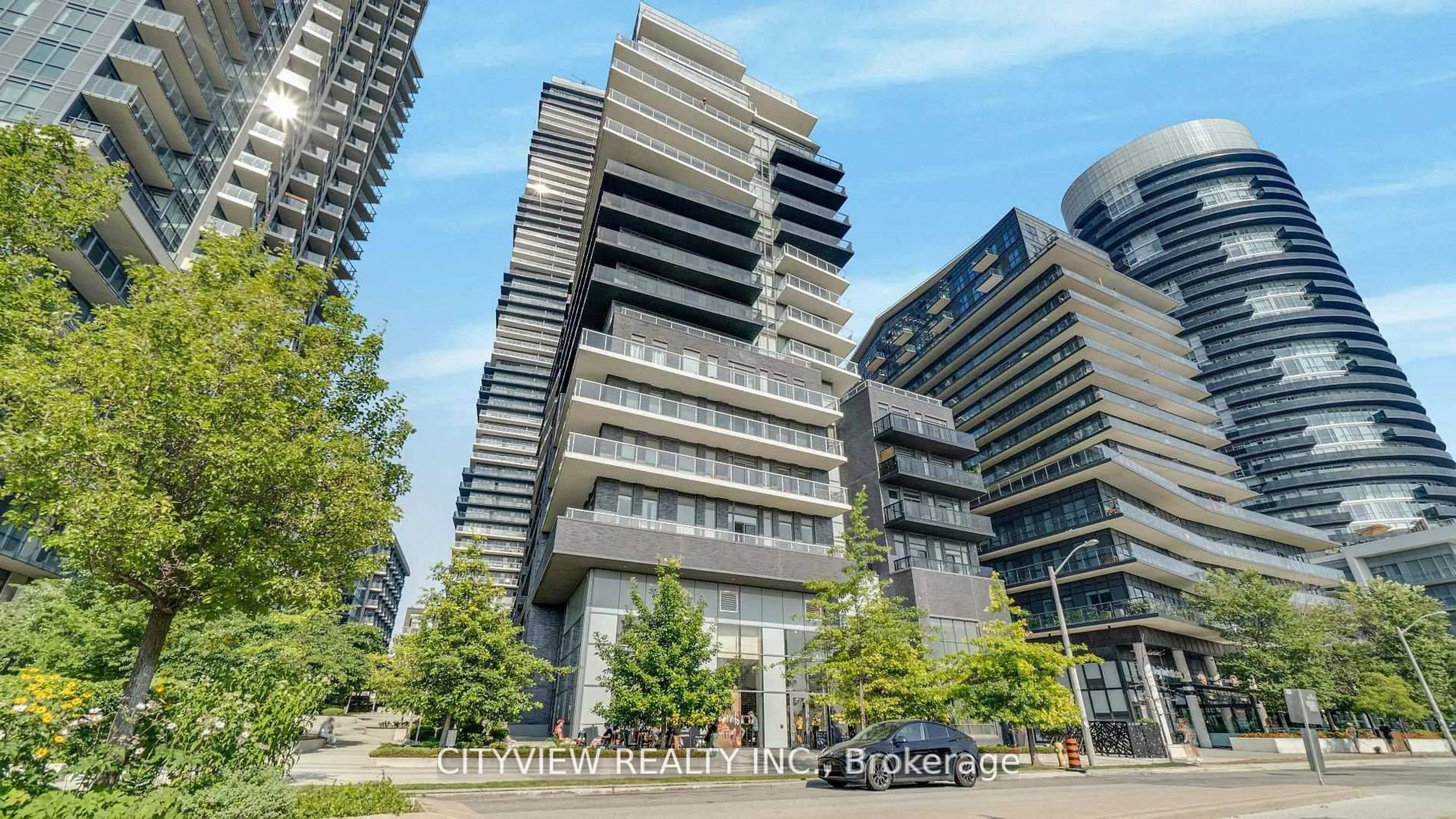 Indoor foyer for 110 Marine Parade Dr #304, Toronto Ontario M8V 0B6